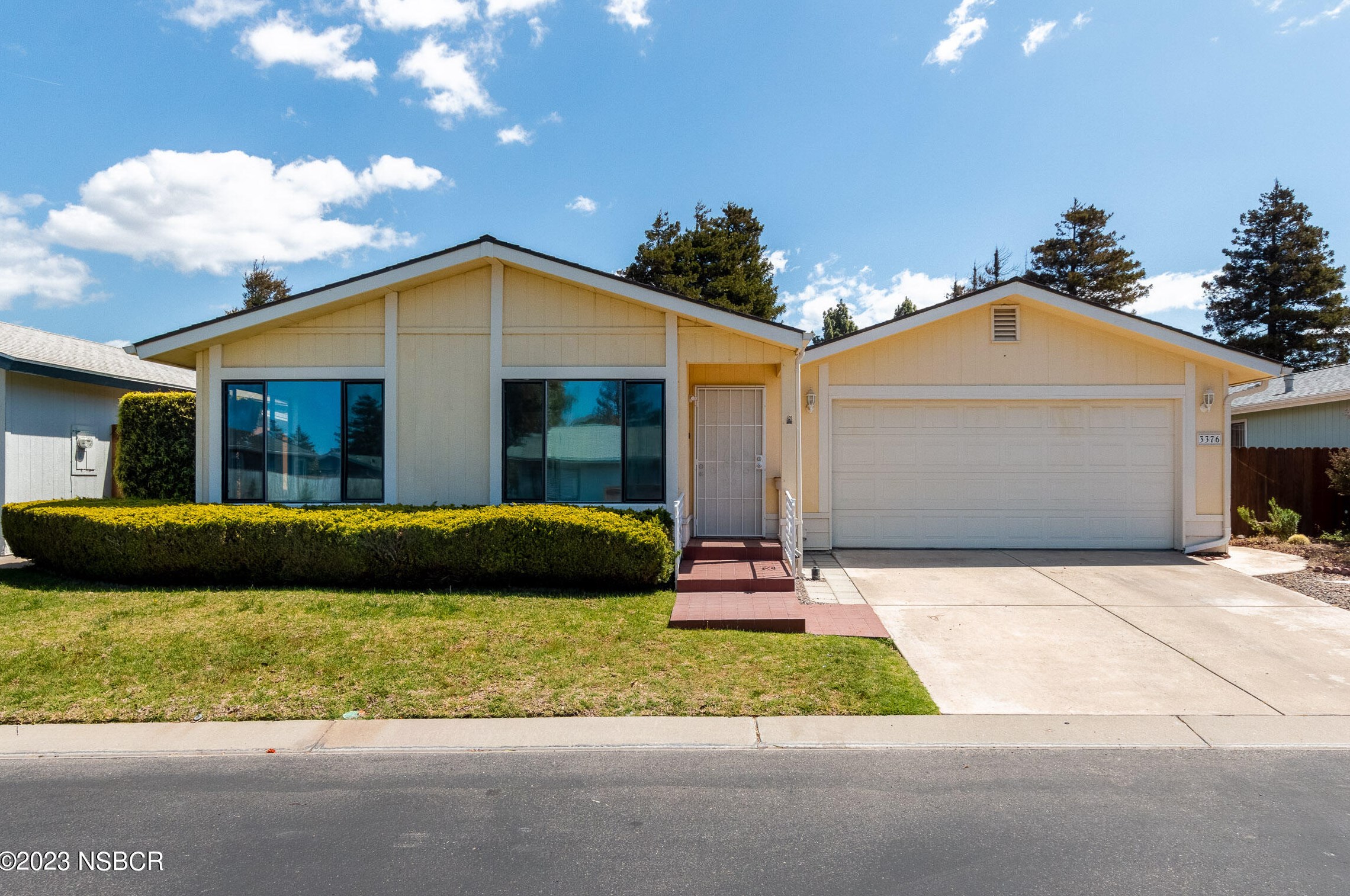 3376 Greenacre Dr, Santa Maria, CA 93455