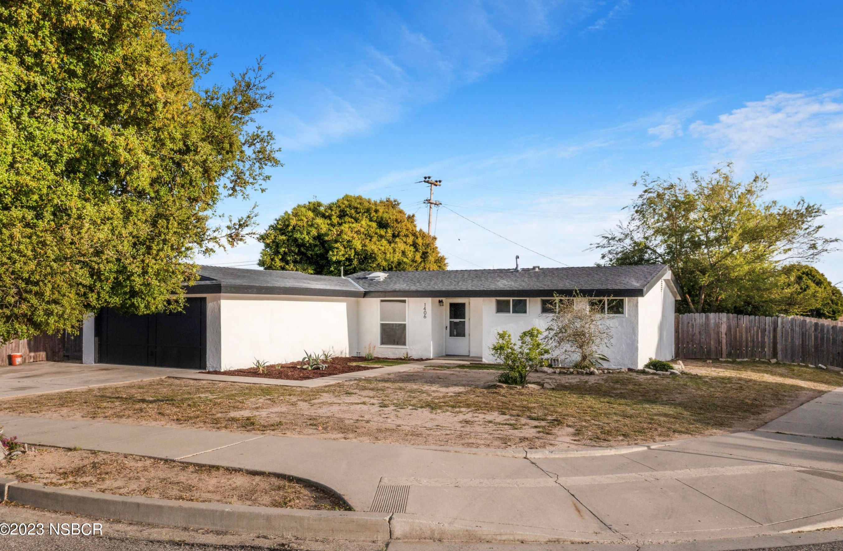 1406 Calle Marana, Lompoc, CA 93436-1604