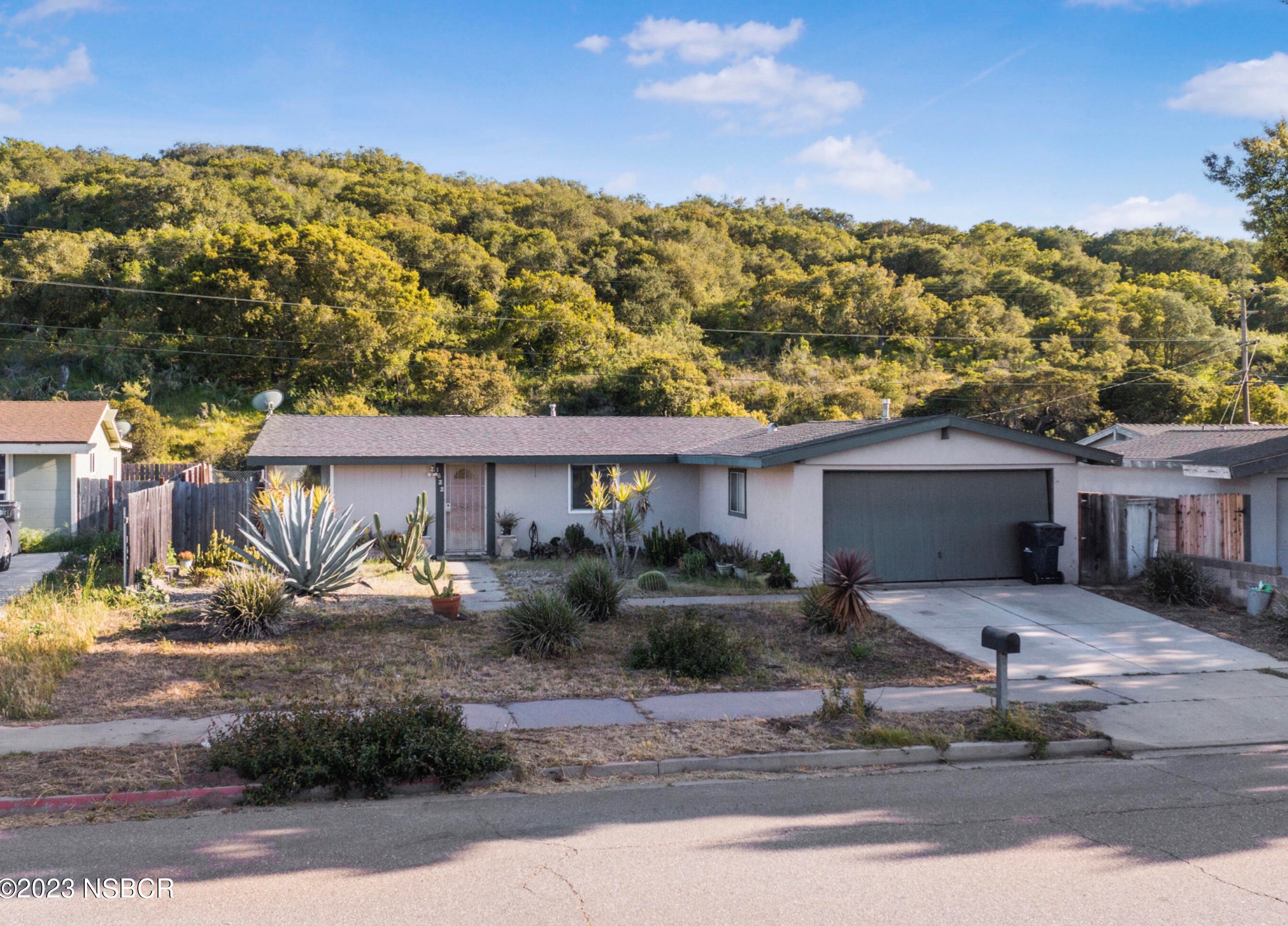 1622 Calle Nueve, Lompoc, CA 93436-1709