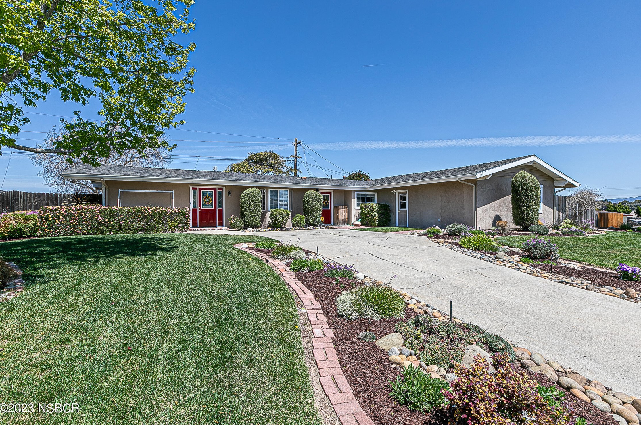 551 Vineland Dr, Santa Maria, CA 93455
