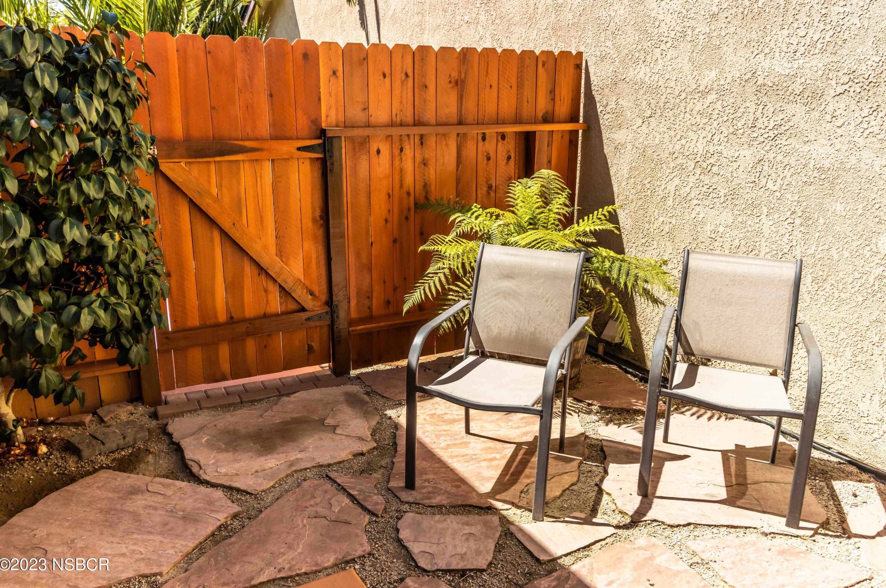 821 Bellflower Ln, Lompoc CA  93436-3268 exterior