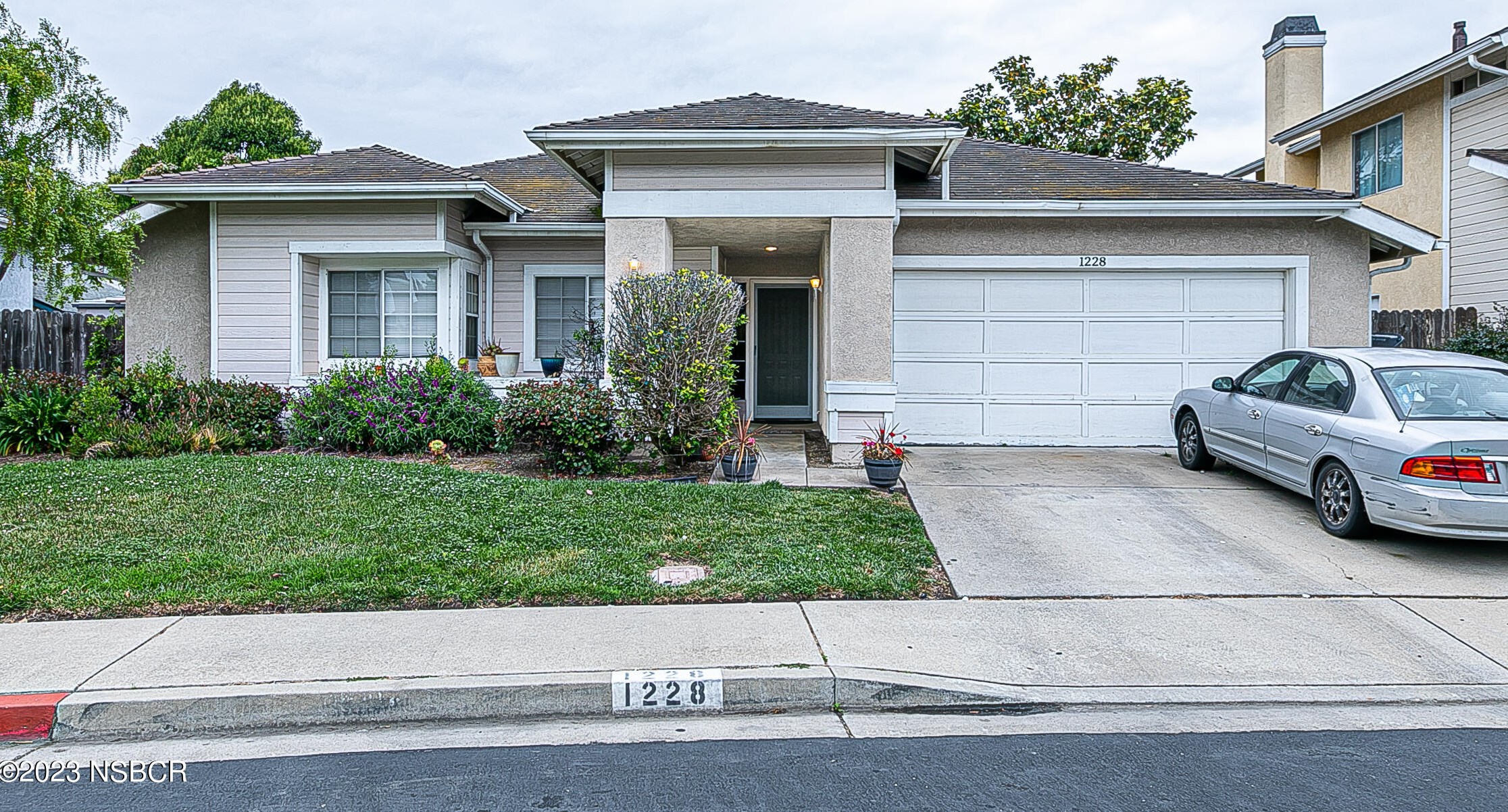 1228 Timothy Ct, Lompoc, CA 93436-3297