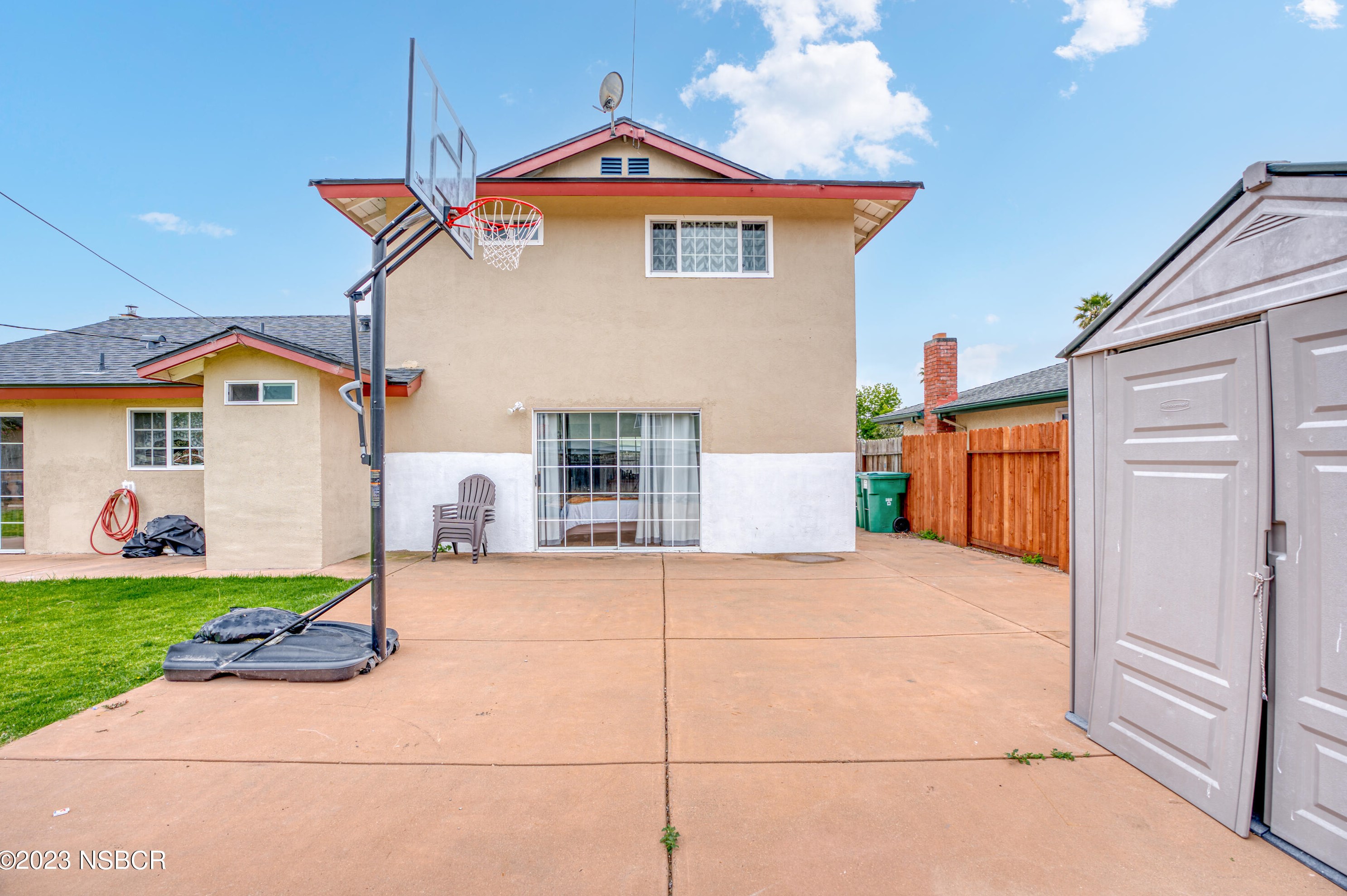 4163 Arcturus Ave, Lompoc CA  93436-1209 exterior