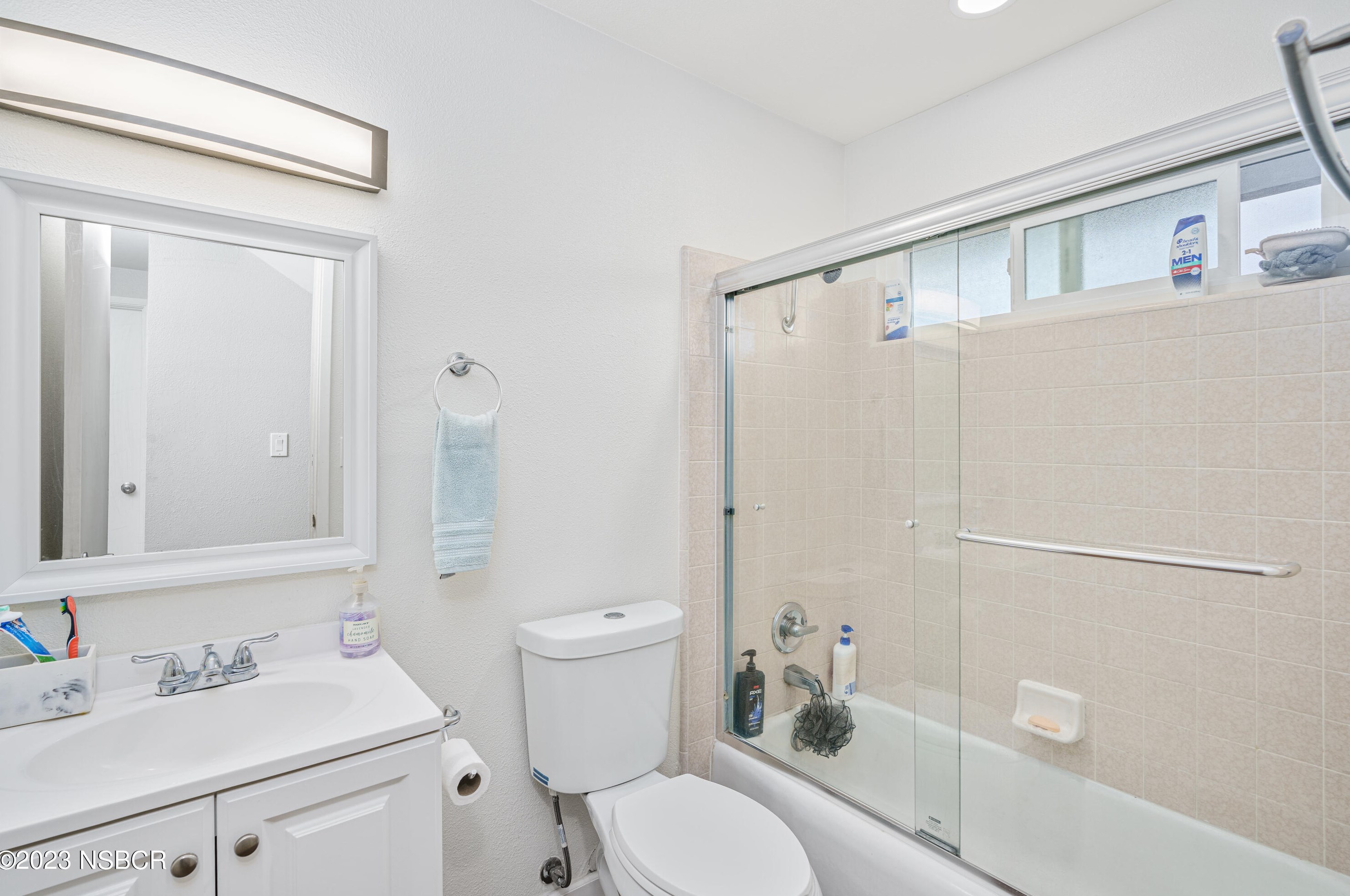 4163 Arcturus Ave, Lompoc CA  93436-1209 exterior