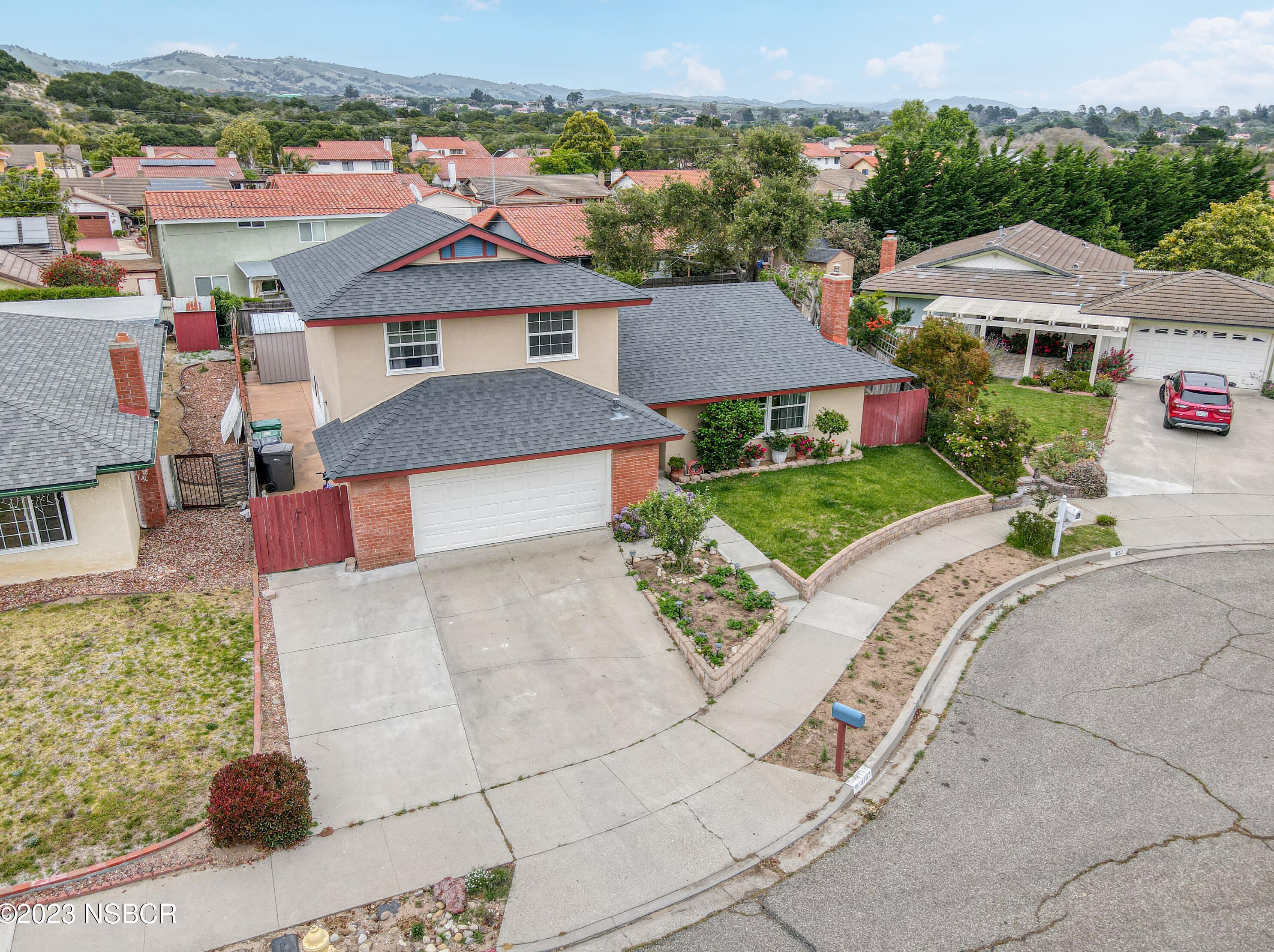 4163 Arcturus Ave, Lompoc CA  93436-1209 exterior