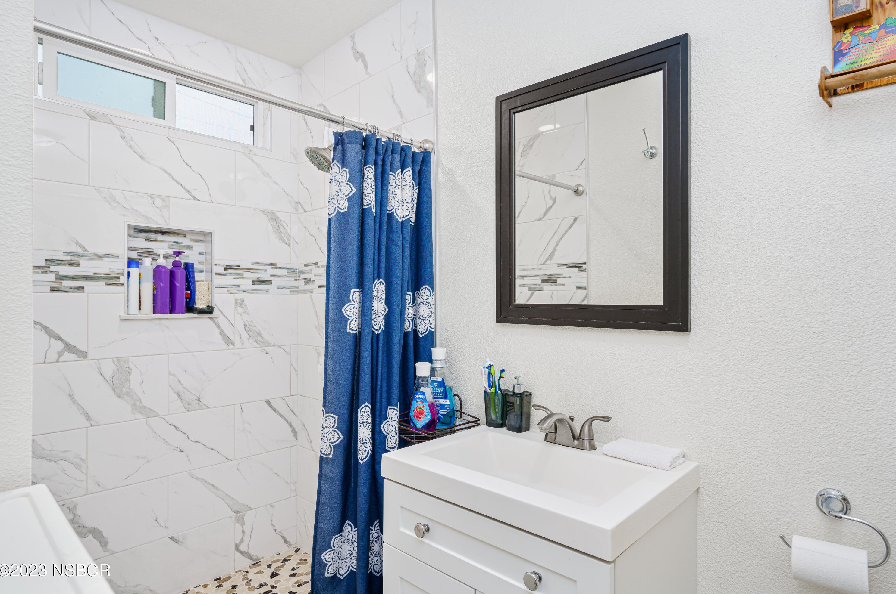 4163 Arcturus Ave, Lompoc CA  93436-1209 exterior