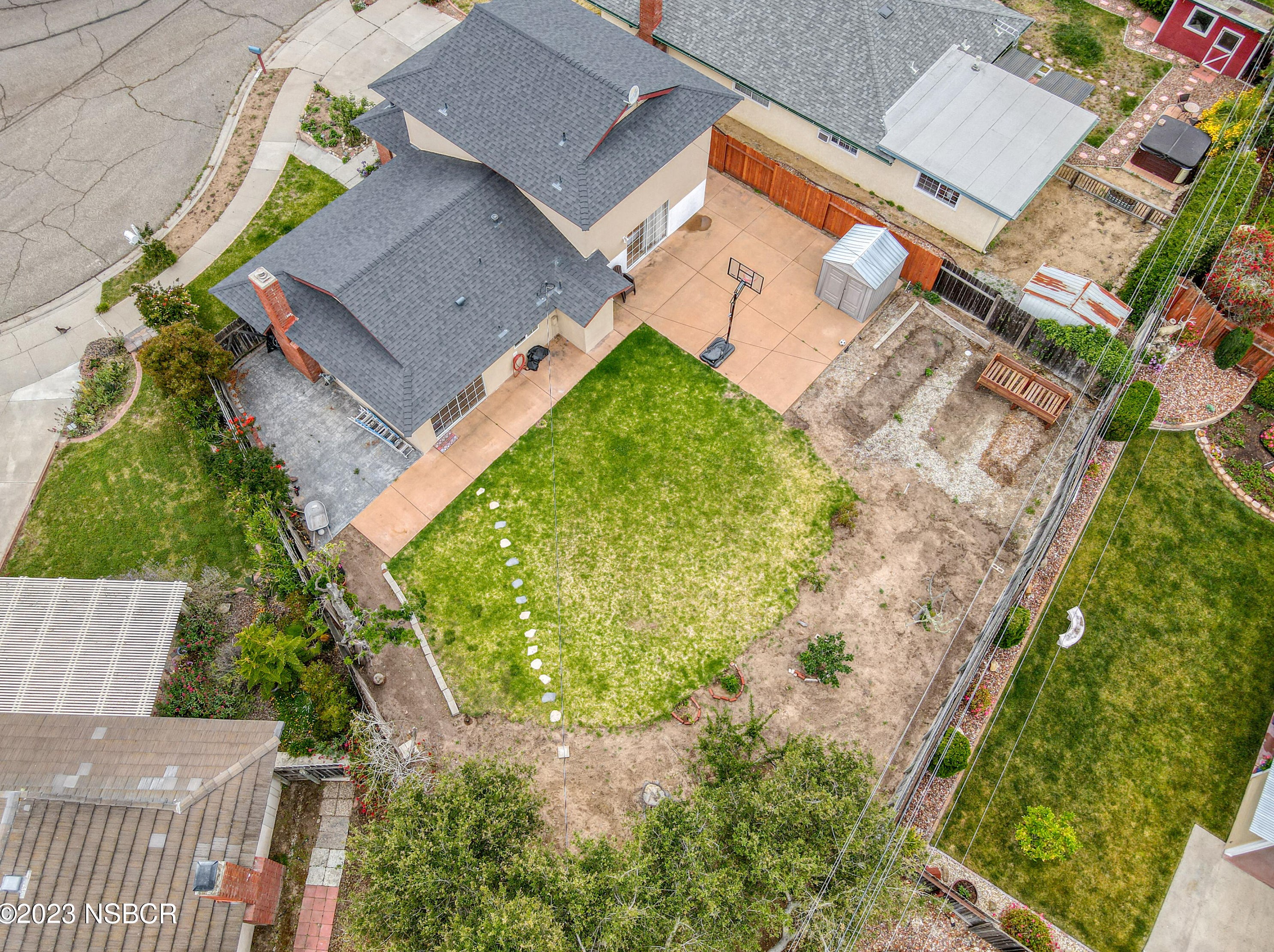 4163 Arcturus Ave, Lompoc CA  93436-1209 exterior