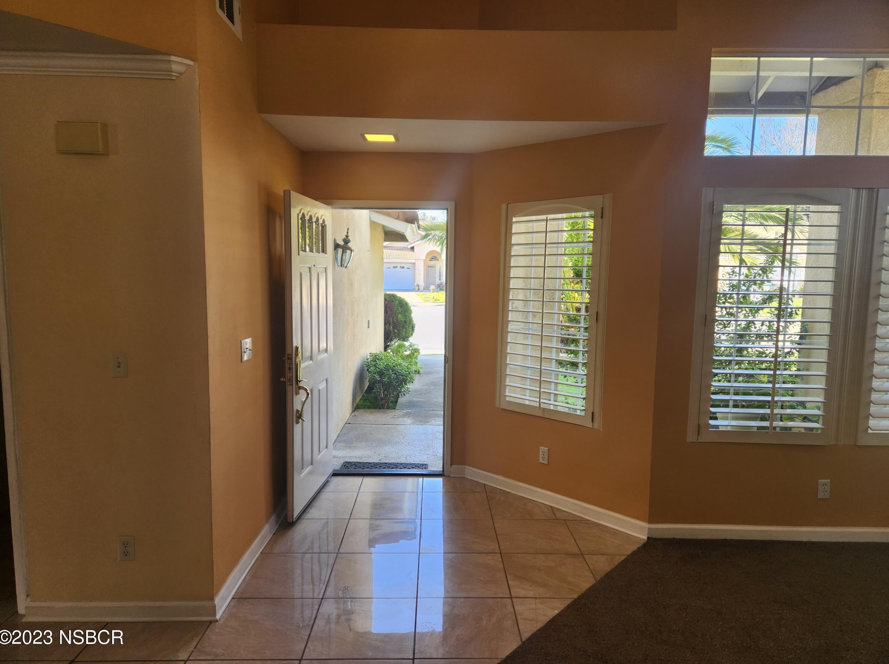 1324 Sunnybrook Ct, Lompoc, CA 93436-8114