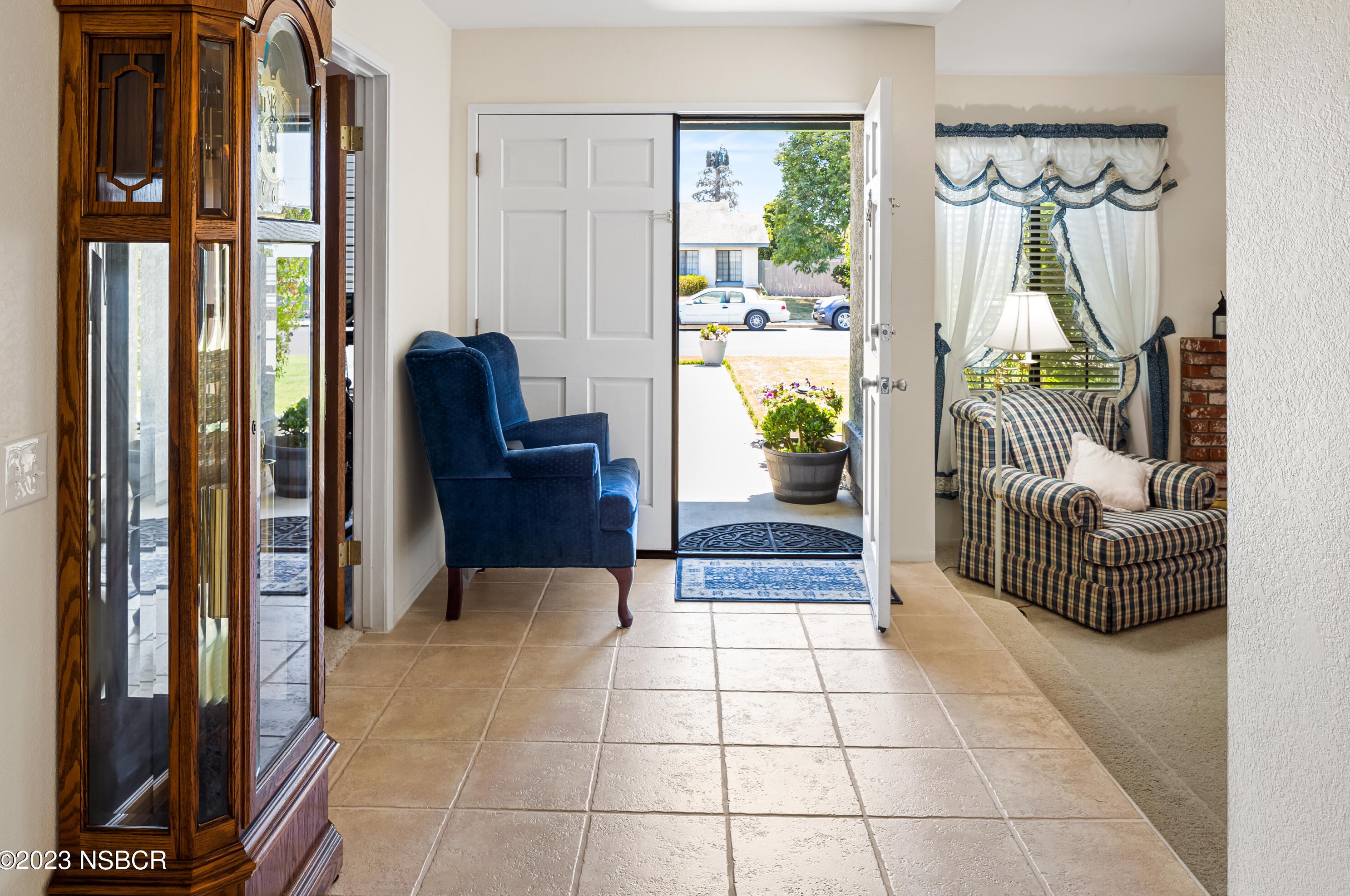 1125 N St, Lompoc, CA 93436