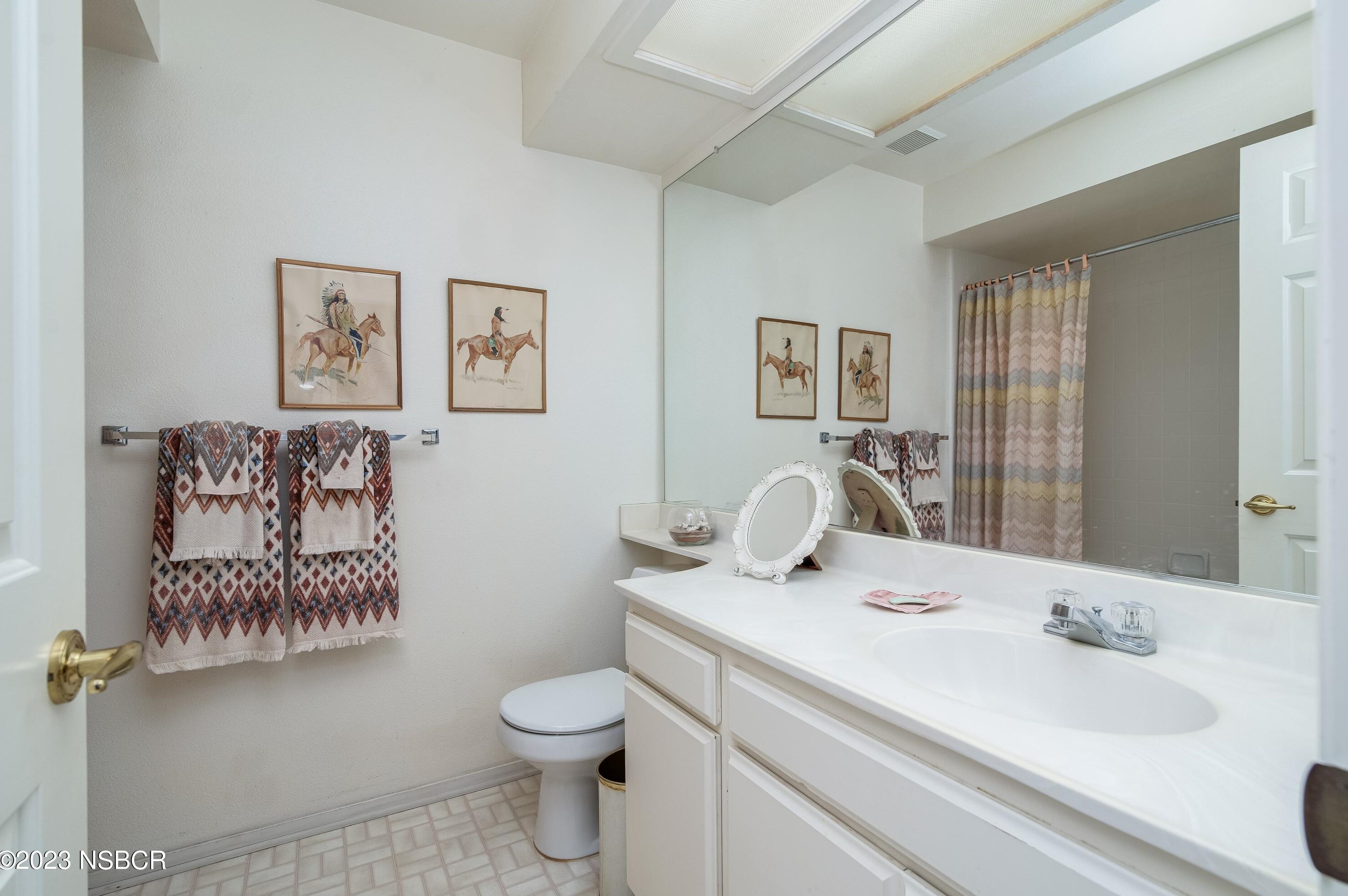 1224 Westbrook Dr, Lompoc CA 93436-8105 exterior