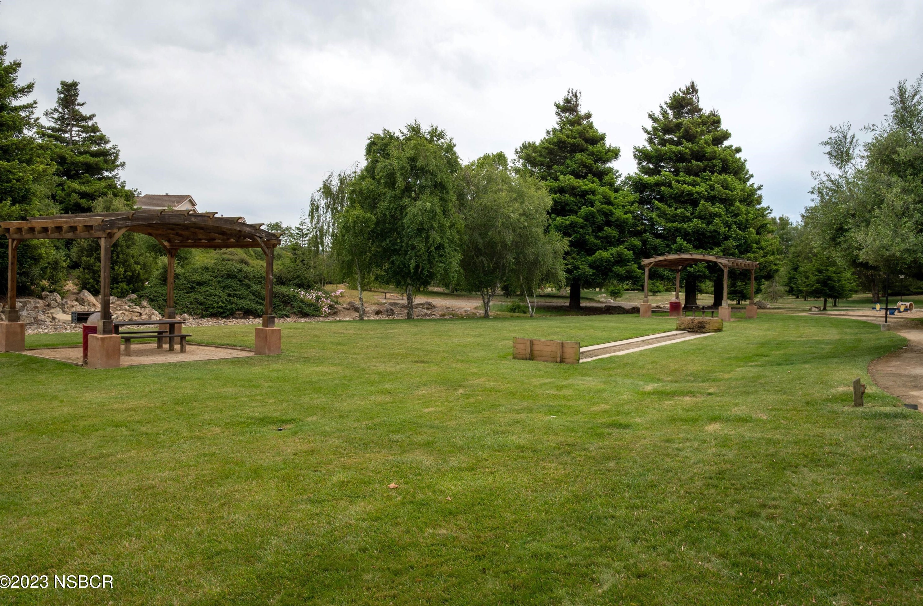 1224 Westbrook Dr, Lompoc CA 93436-8105 exterior