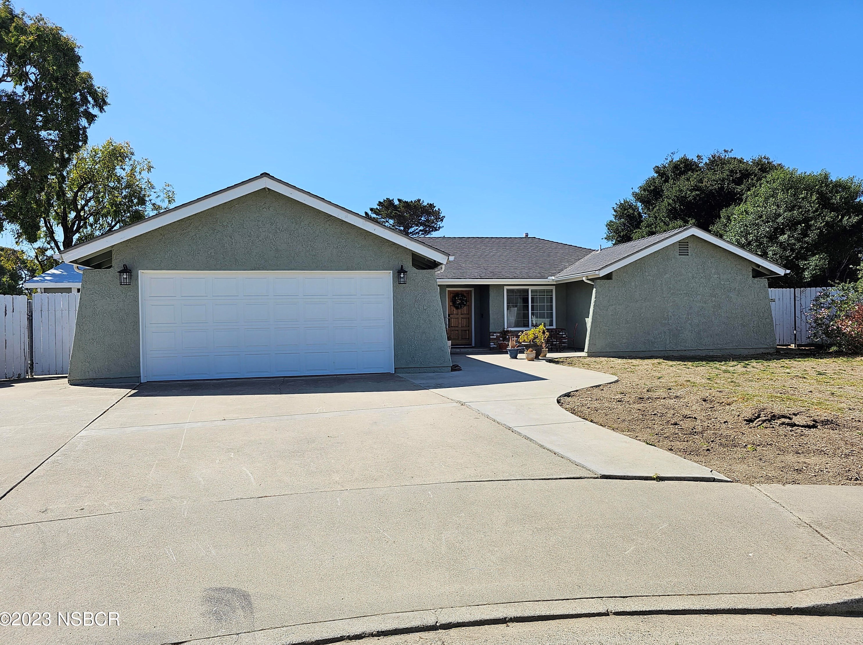1100 N St, Lompoc, CA 93436