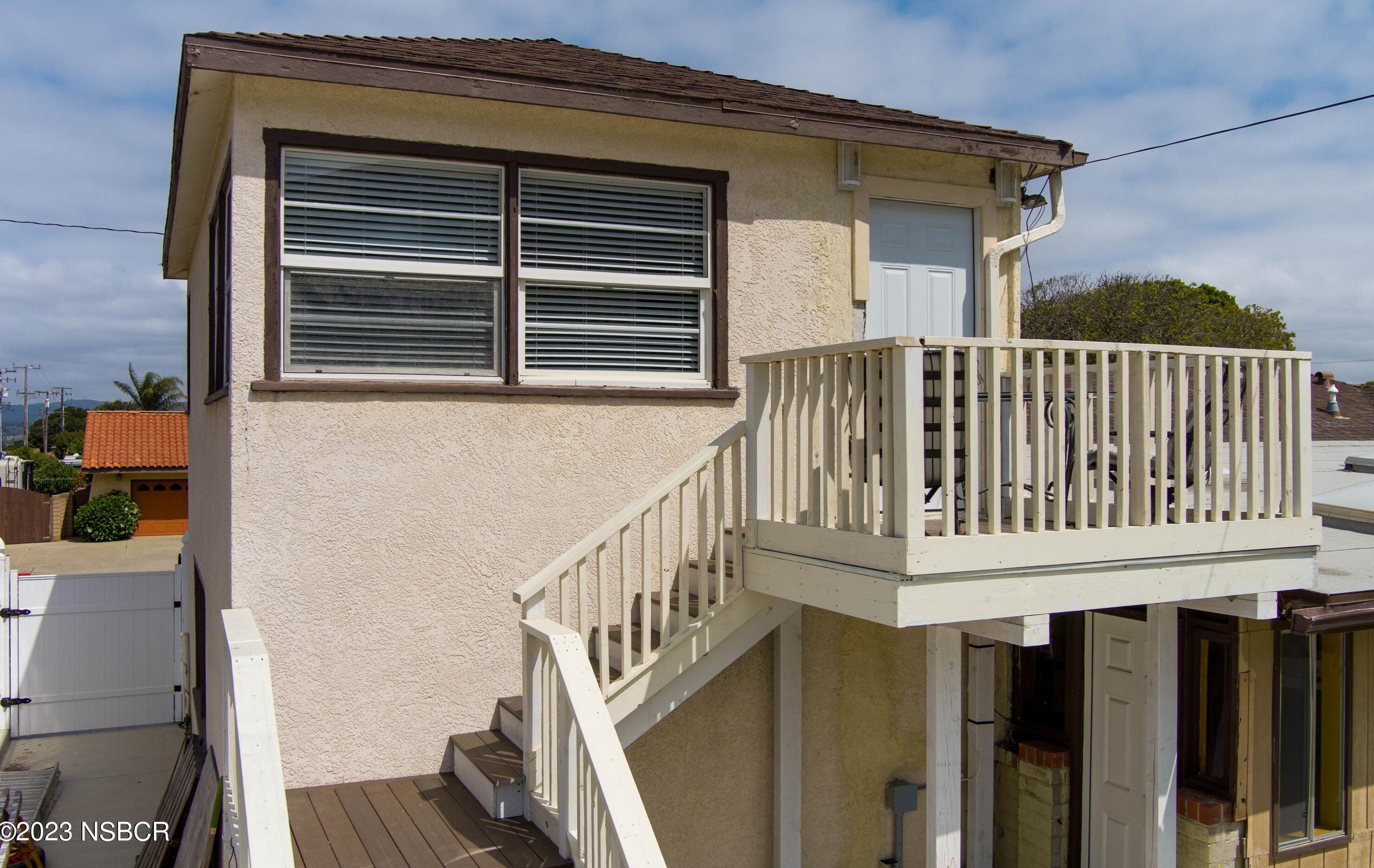 401 7th St, Lompoc CA  93436-6221 exterior