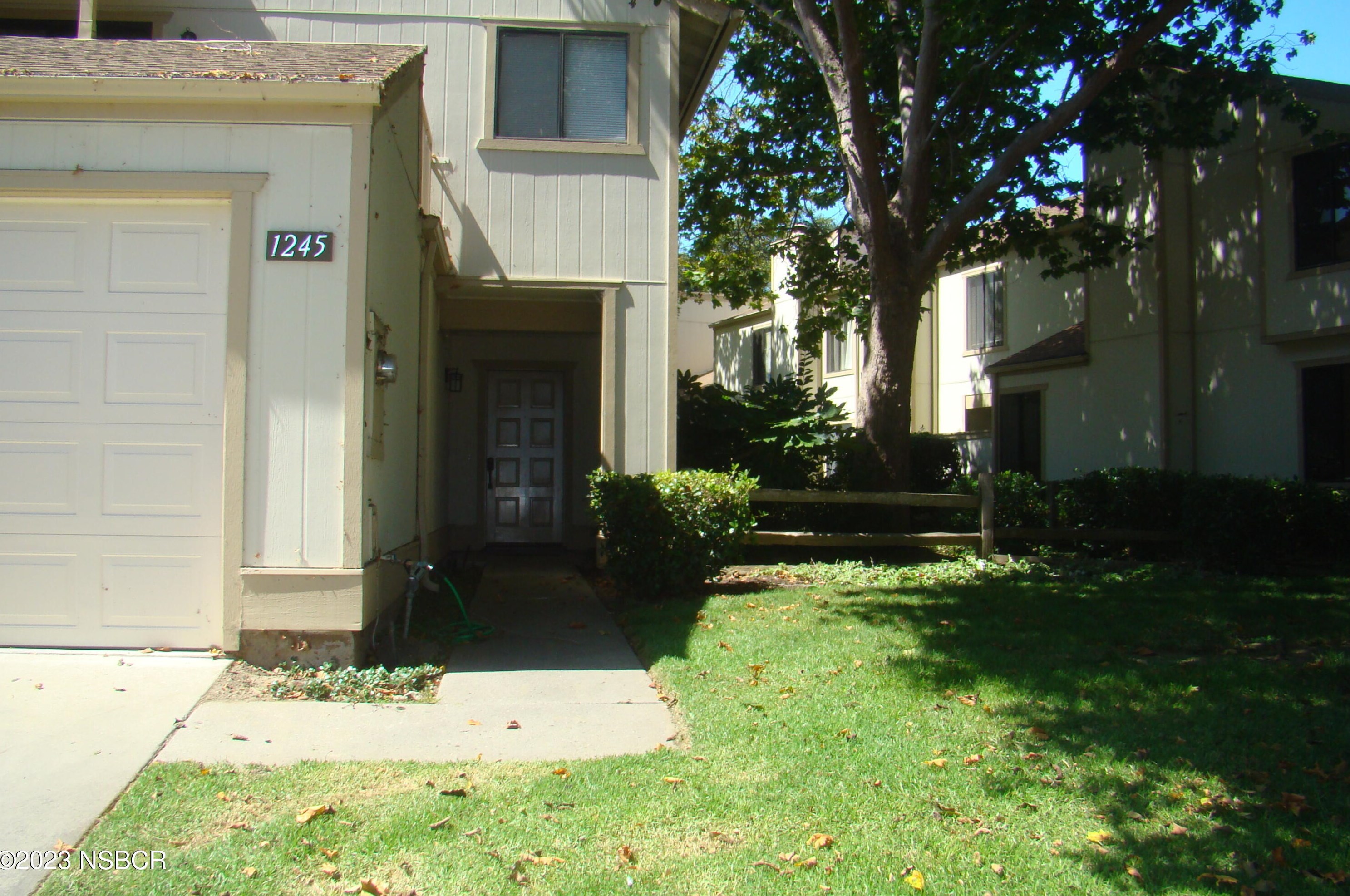 1245 Riverside Dr, Lompoc, CA 93436-3652