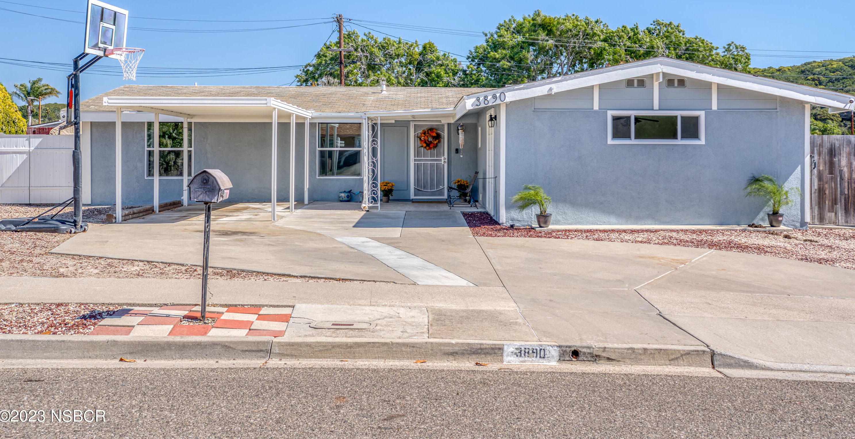 3890 Via Mondo, Lompoc, CA 93436-1618