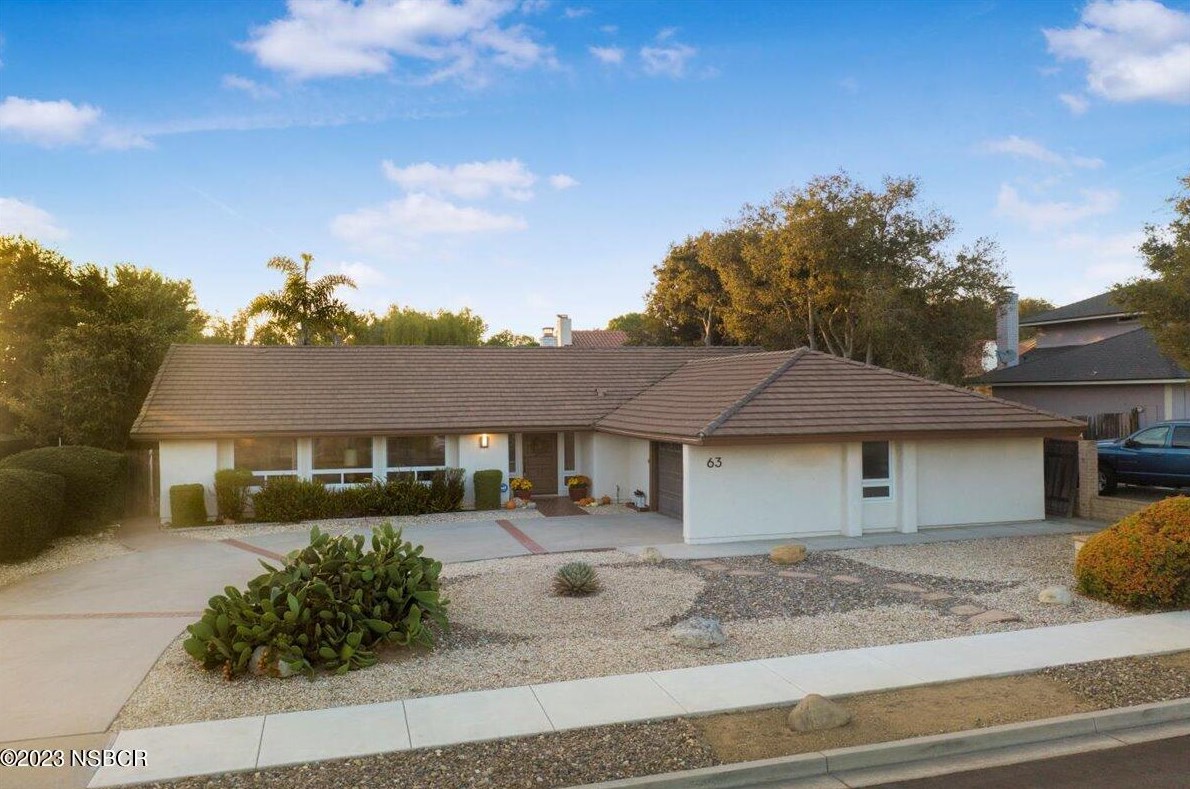 63 Aldebaran Ave, Lompoc, CA 93436-1122