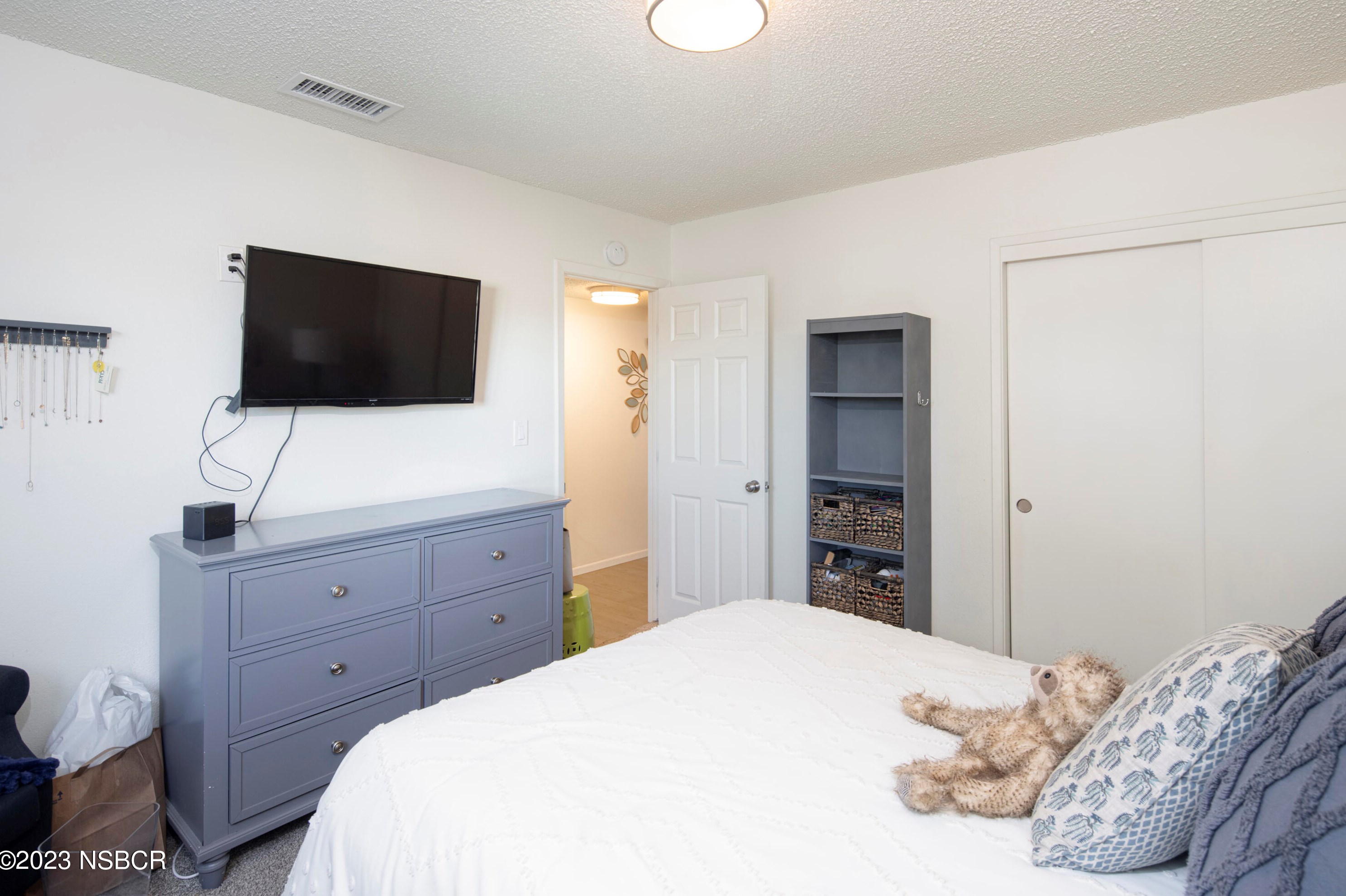 988 Magnolia Dr, Pismo Beach CA  93420-4233 exterior