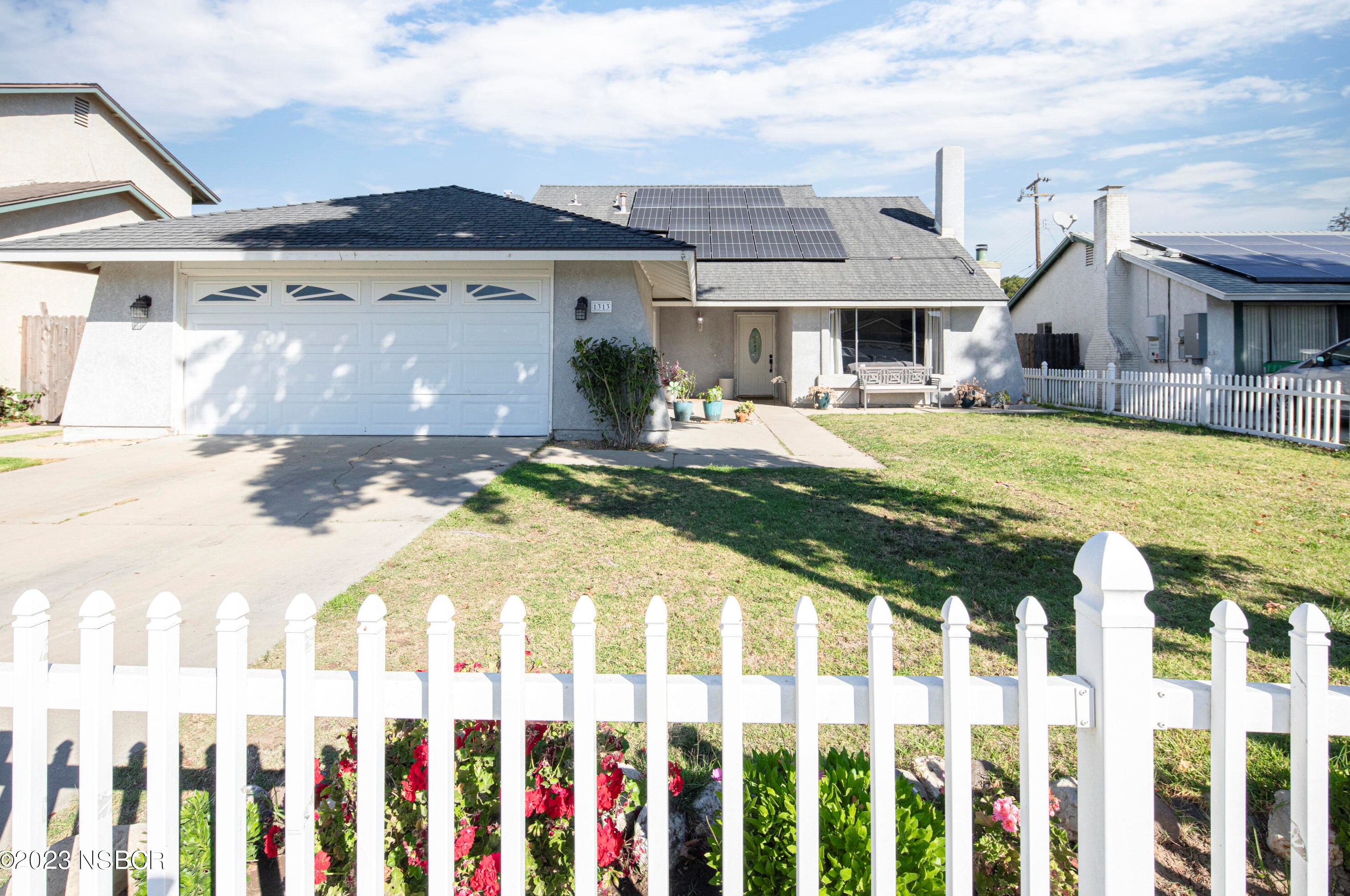 1313 Smoke Tree Ln, Santa Maria, CA 93454