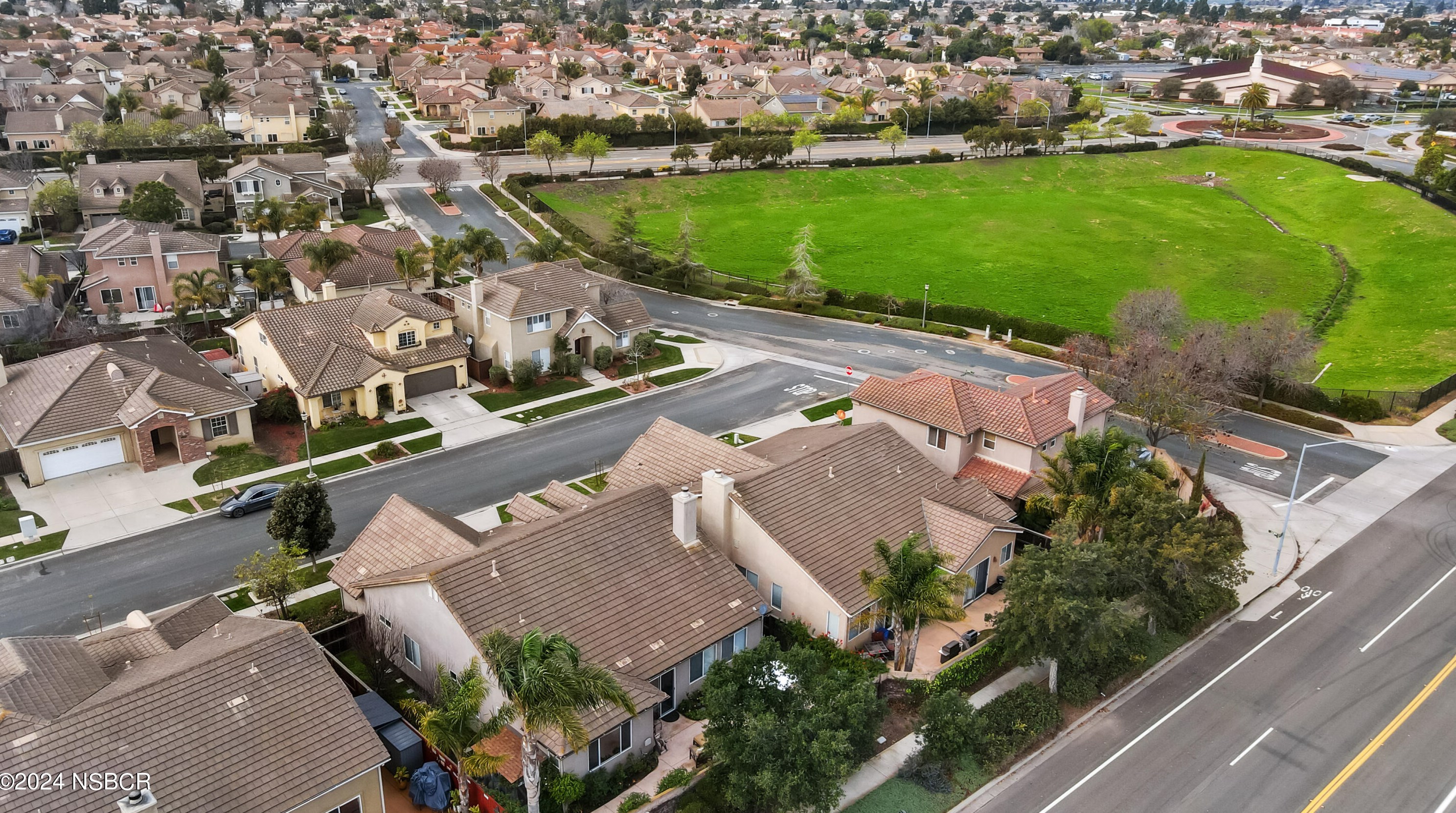 2518 Calderon Dr, Santa Maria CA  93455-7410 exterior