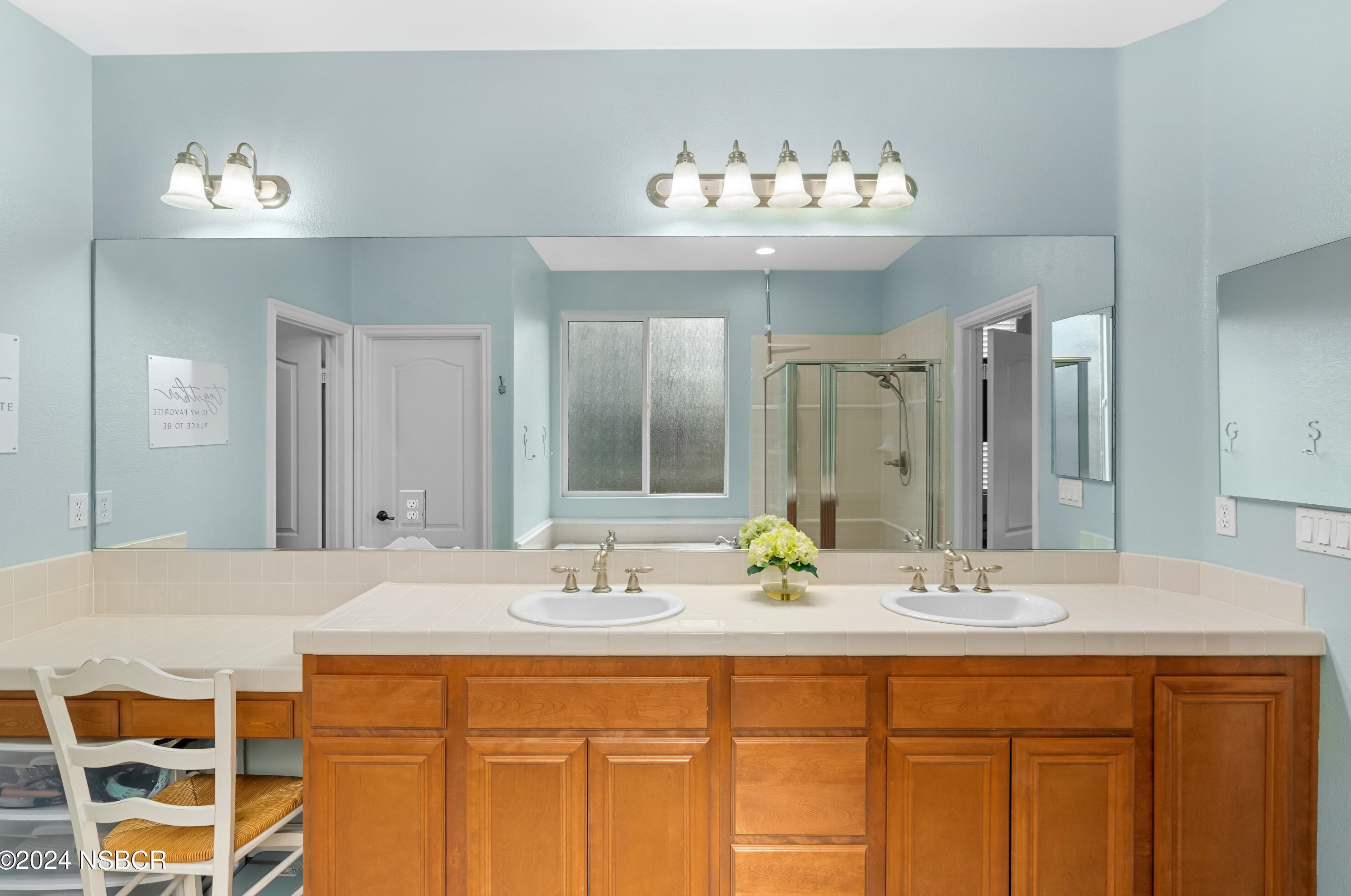 2518 Calderon Dr, Santa Maria CA  93455-7410 exterior