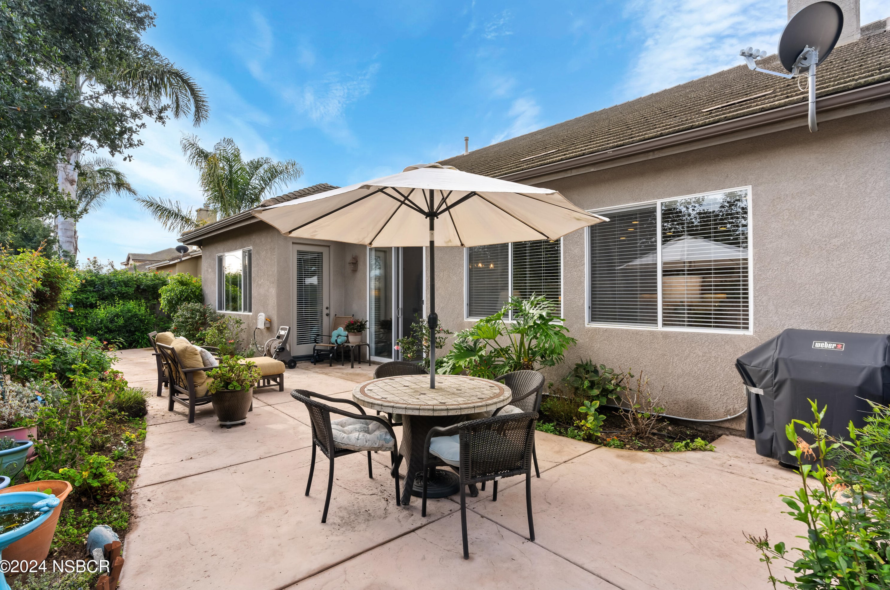 2518 Calderon Dr, Santa Maria CA  93455-7410 exterior