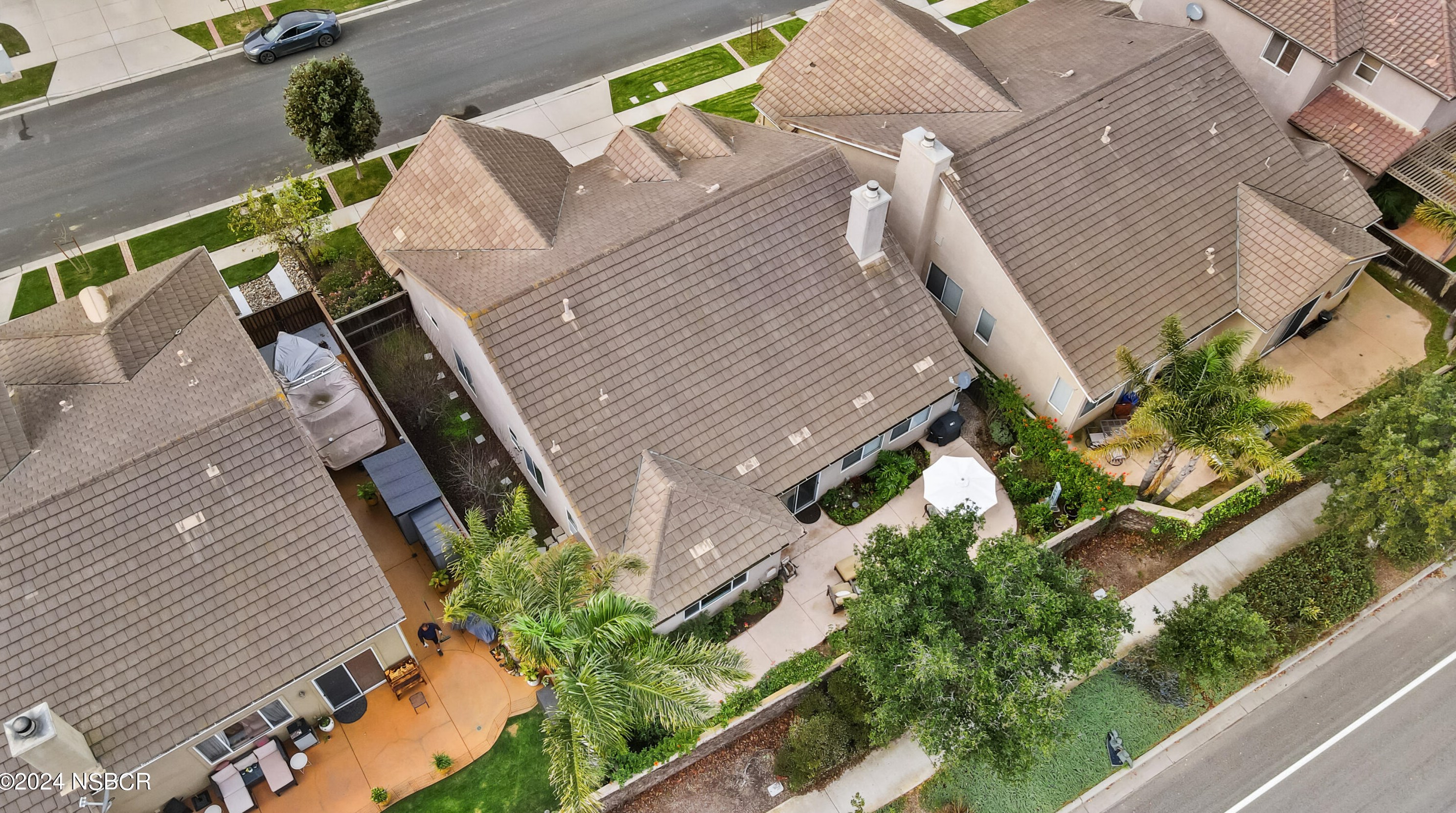 2518 Calderon Dr, Santa Maria CA  93455-7410 exterior