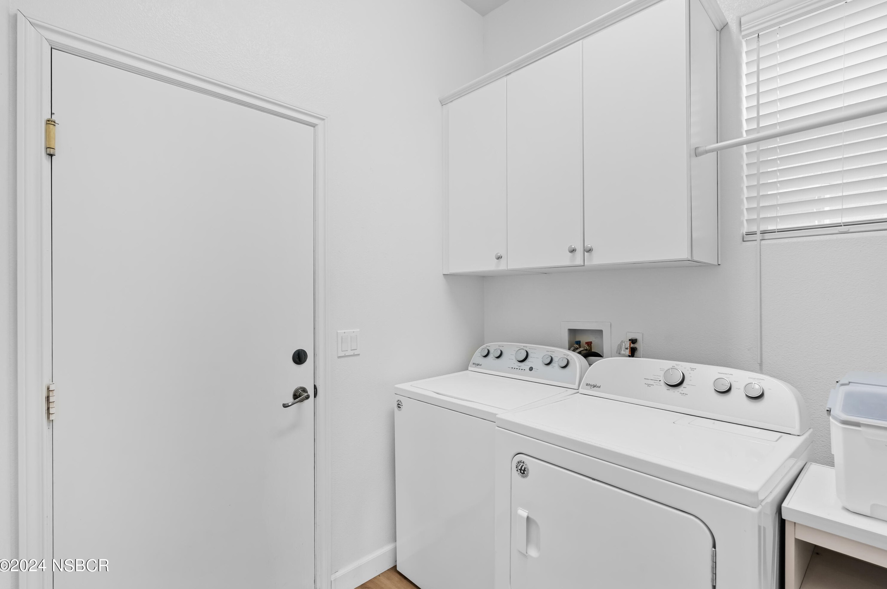 2518 Calderon Dr, Santa Maria CA  93455-7410 exterior