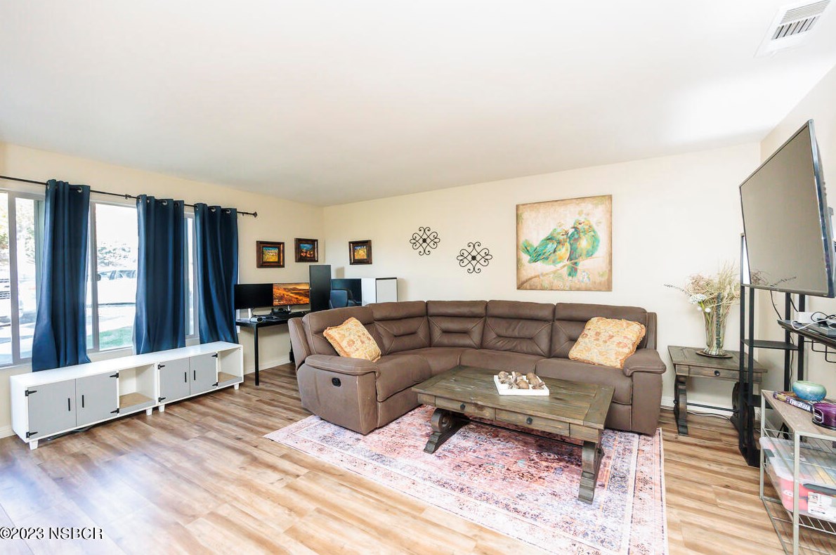 205 E Rice Ranch Rd, Santa Maria, CA 93455