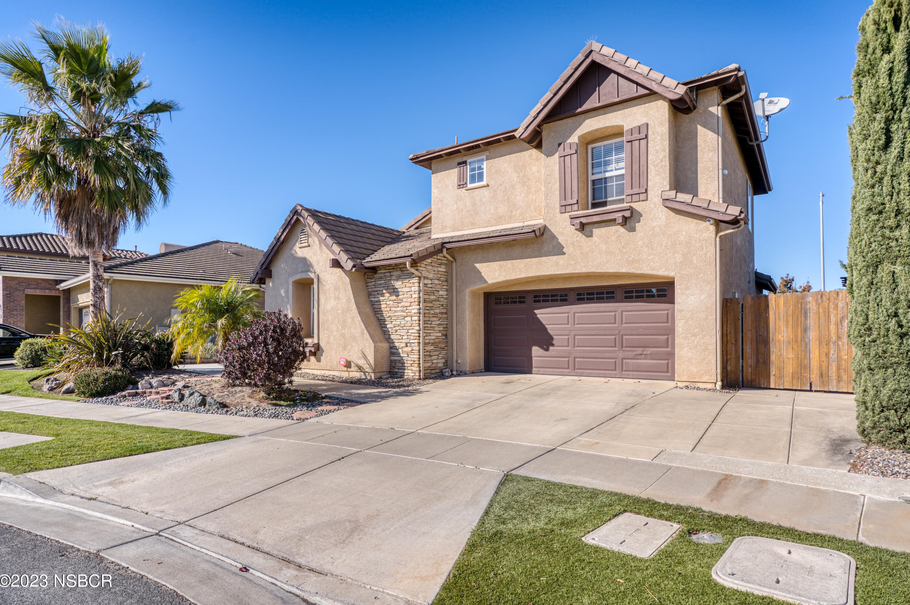 727 Annie Way, Santa Maria, CA 93455