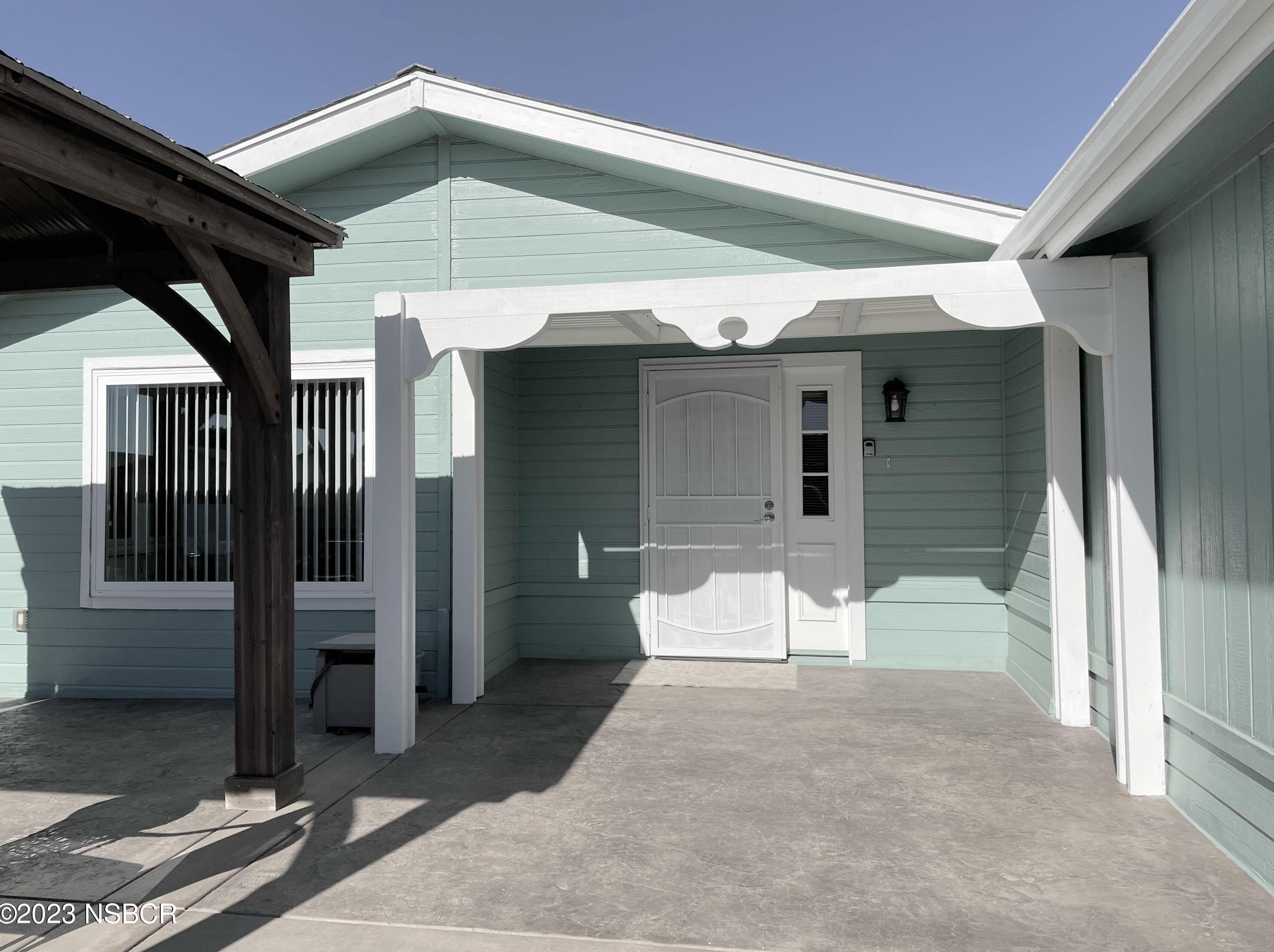 971 N Ridge View Dr, Santa Maria, CA 93455