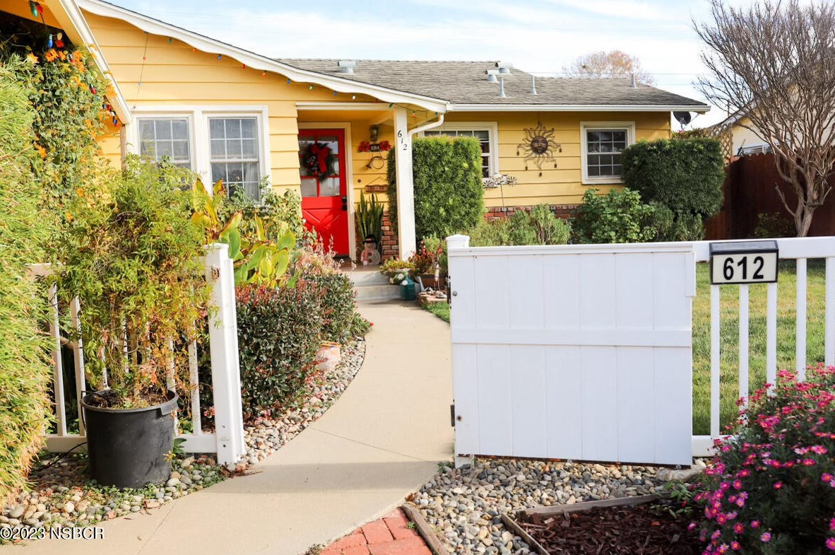 612 S Lucas Dr, Santa Maria, CA 93454