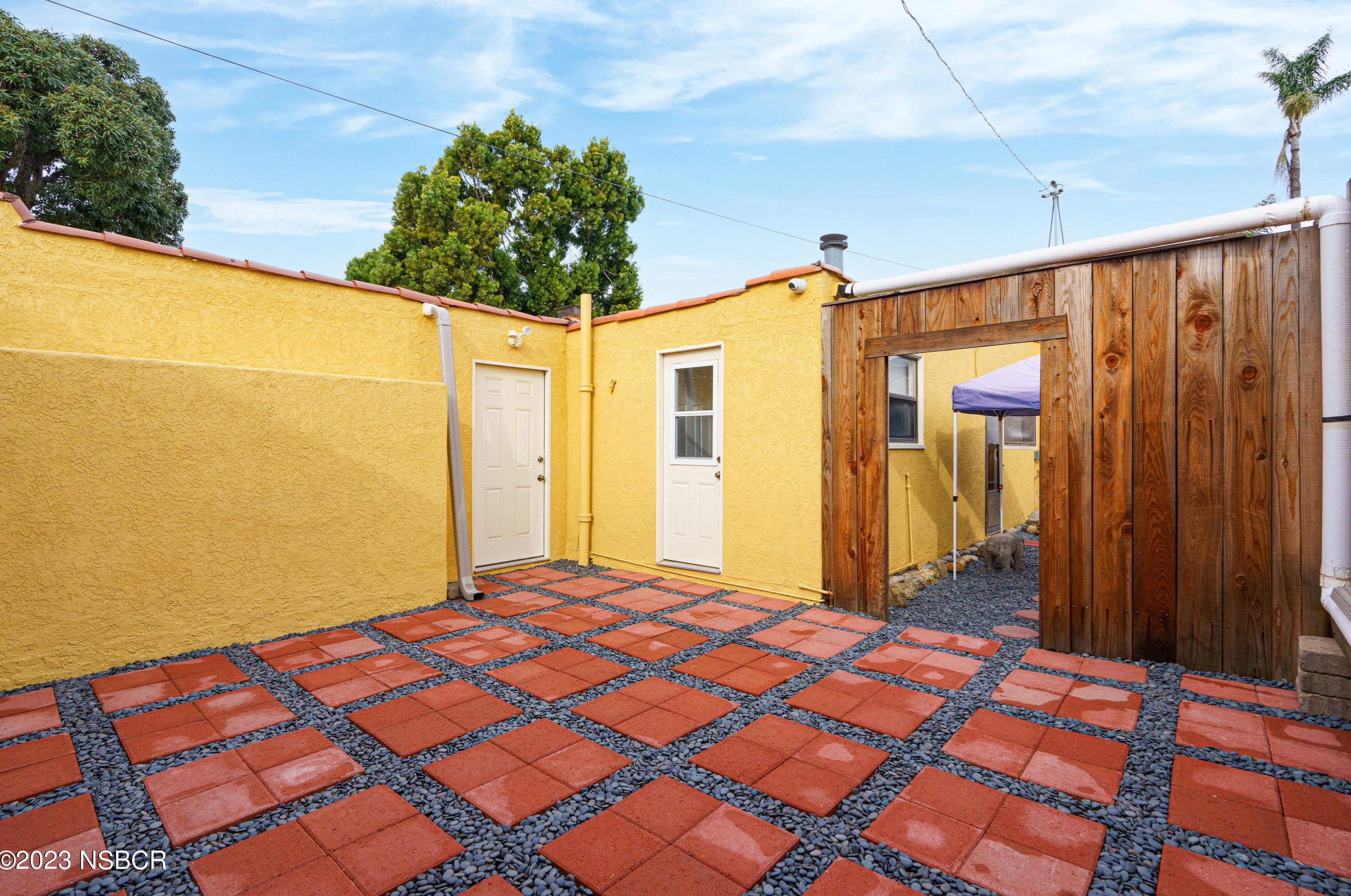 700 Cypress St, Santa Maria CA  93454-5222 exterior