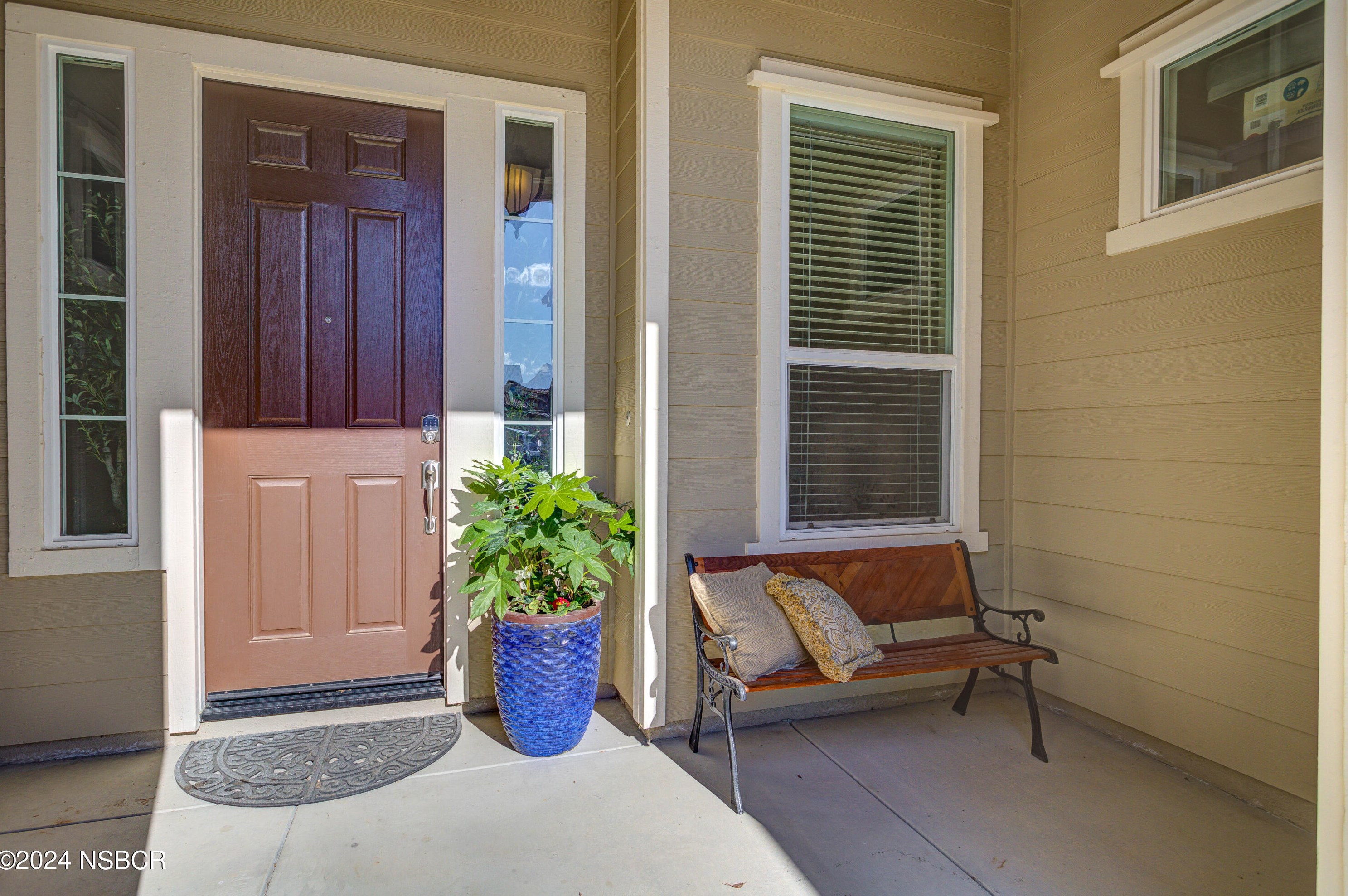 957 Calle De La Rosa, Santa Maria, CA 93455