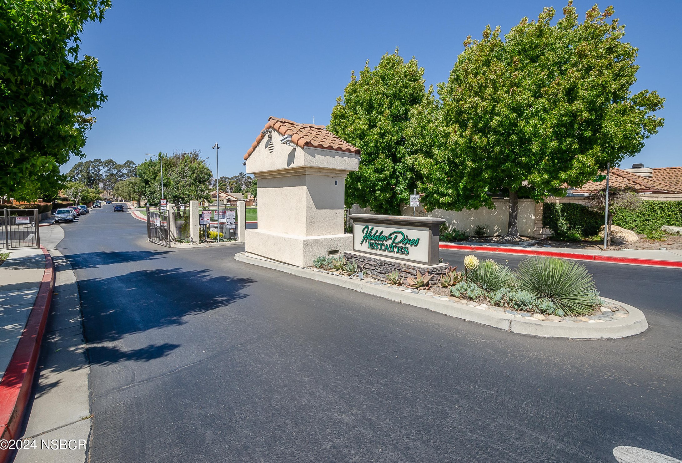 2419 Ebony St, Santa Maria CA  93458-9064 exterior