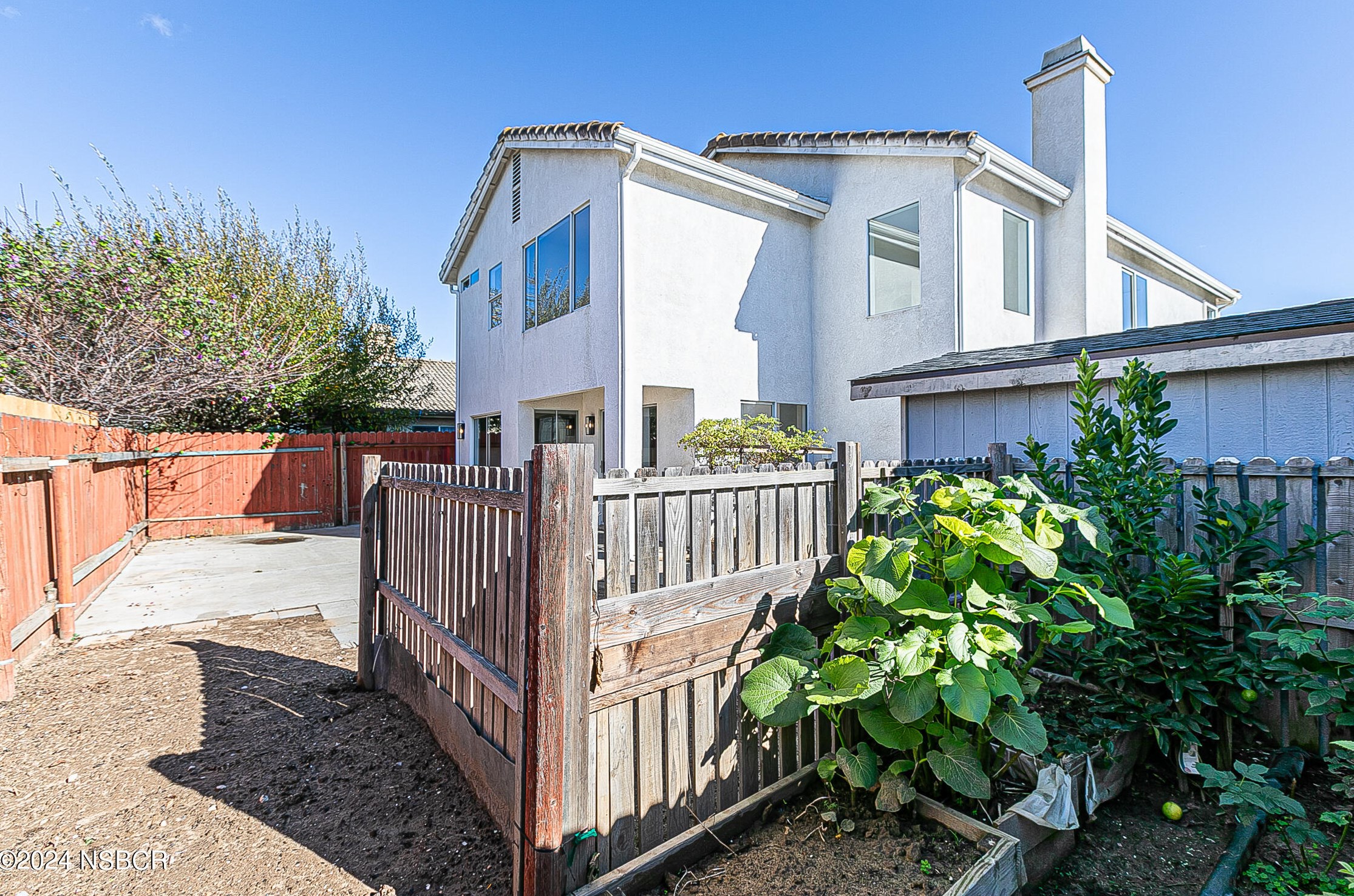 2419 Ebony St, Santa Maria CA  93458-9064 exterior