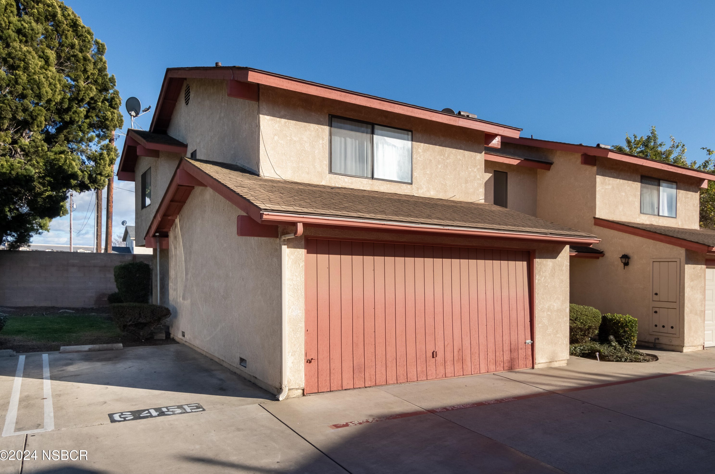 645 E Newlove Dr ##f, Santa Maria, CA 93454