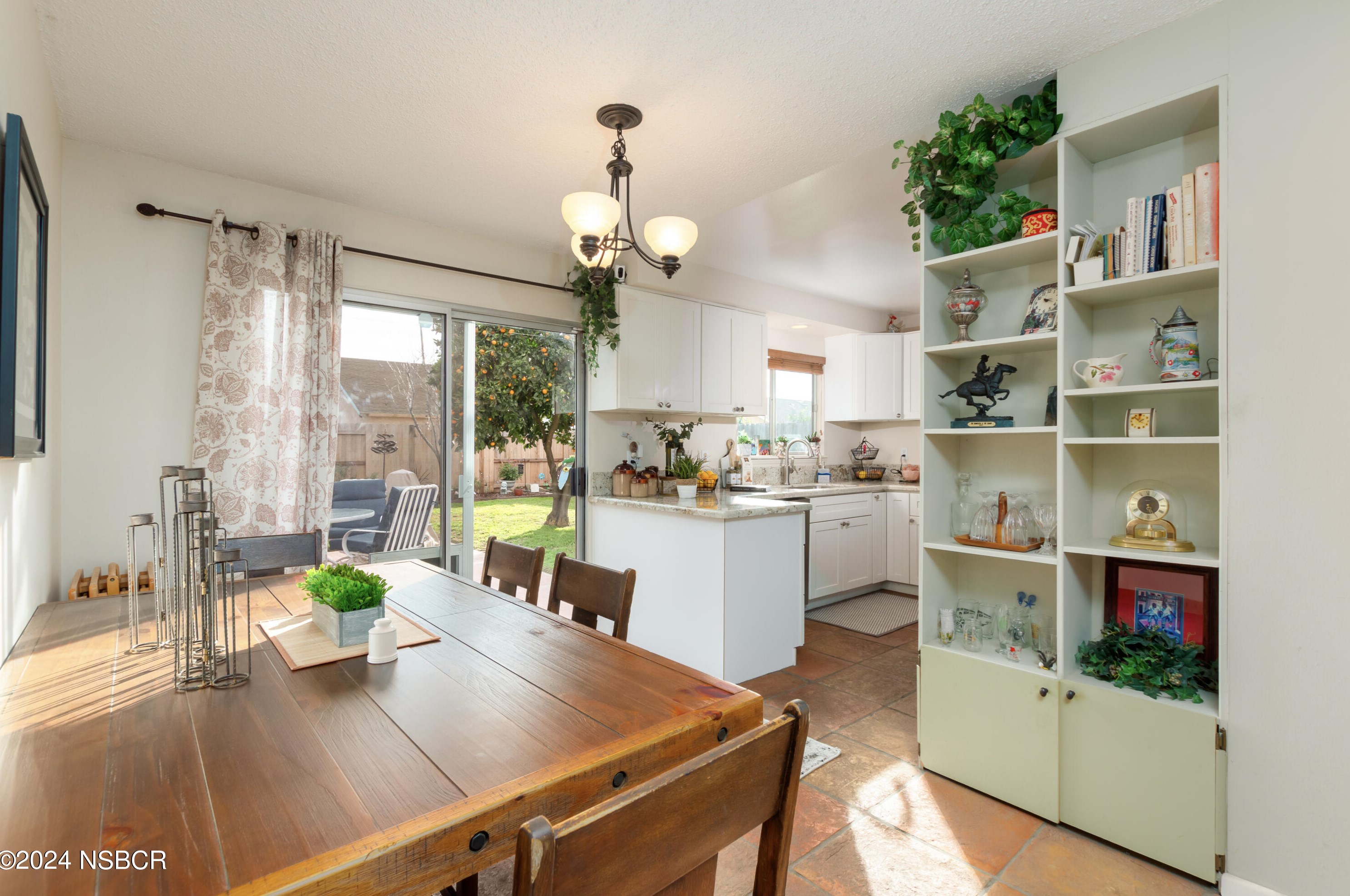 1202 Harding Ave, Santa Maria CA  93458-2116 exterior