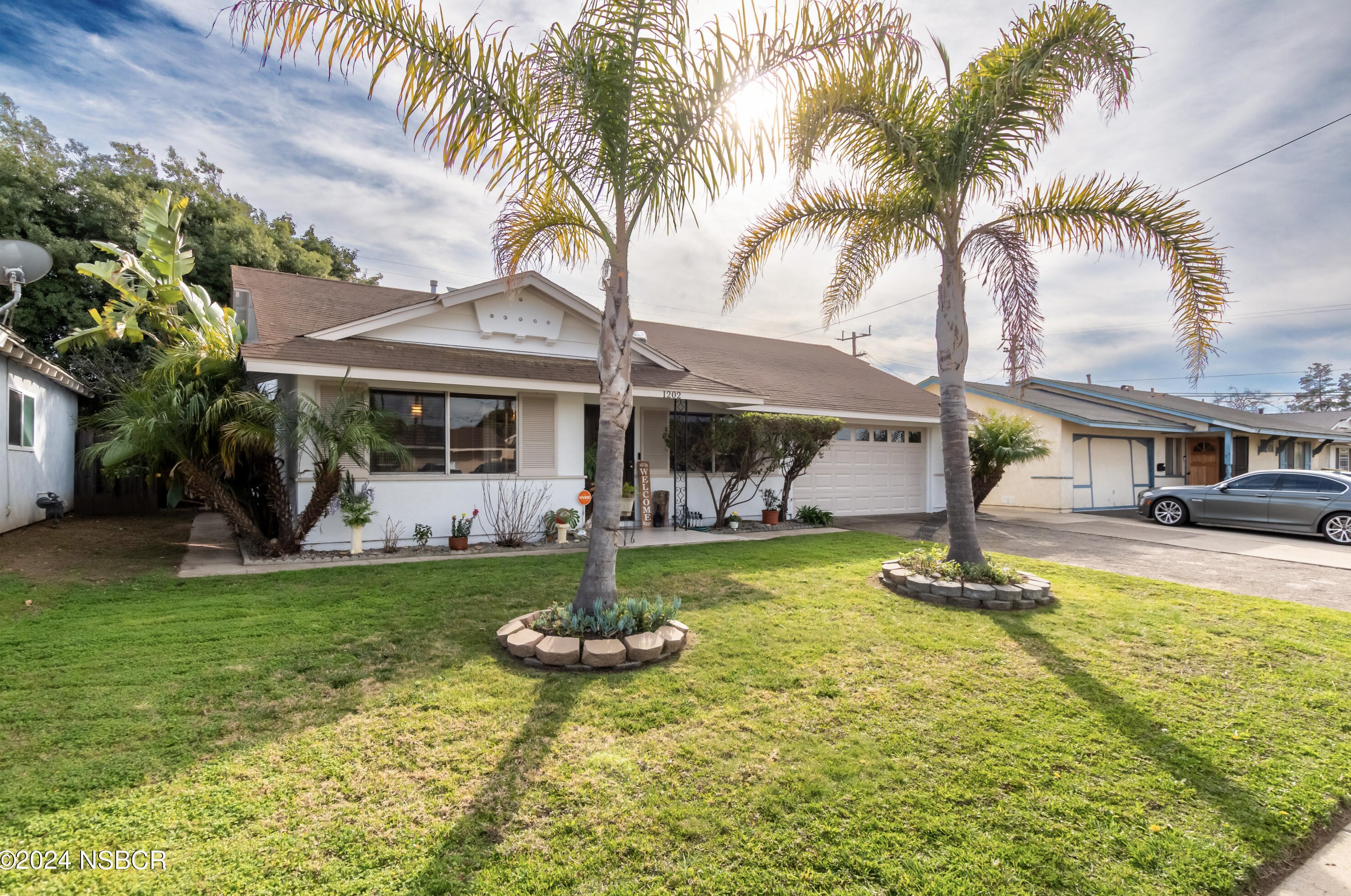 1202 Harding Ave, Santa Maria CA  93454-2528 exterior