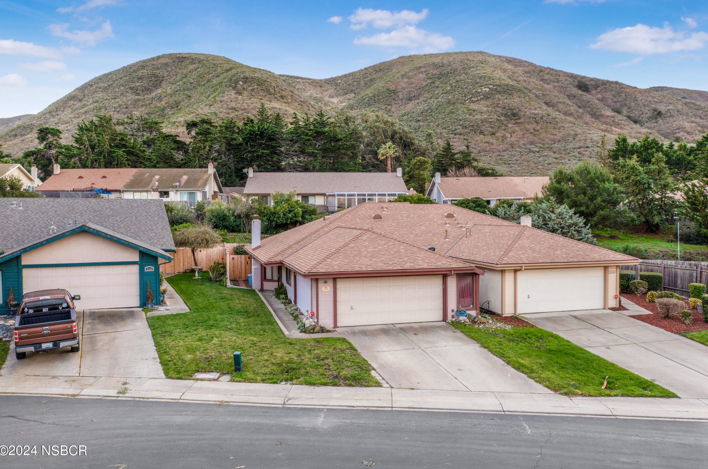 2304 Balboa Ct, Lompoc, CA 93436-6323