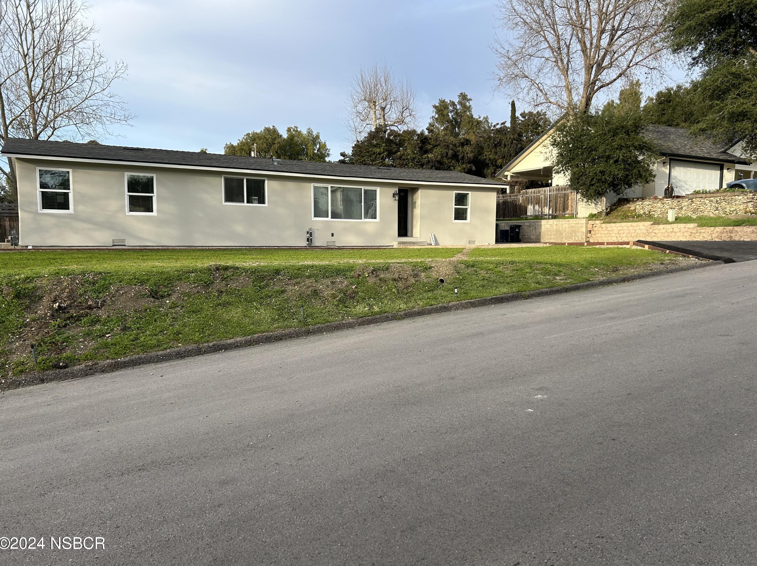 3325 Sagunto St, Santa Ynez, CA 93460-9786
