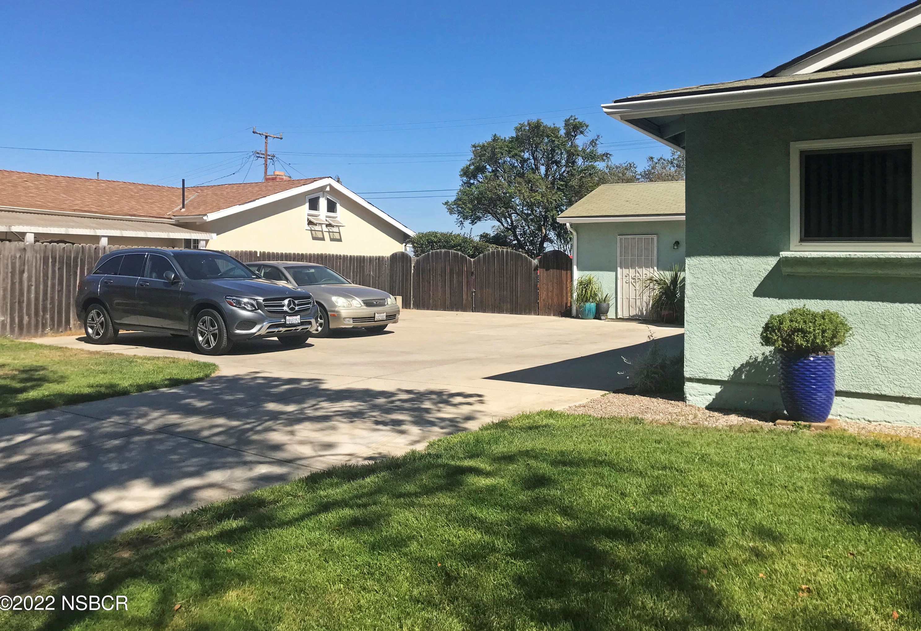 445 E Foster Rd, Santa Maria, CA 93455