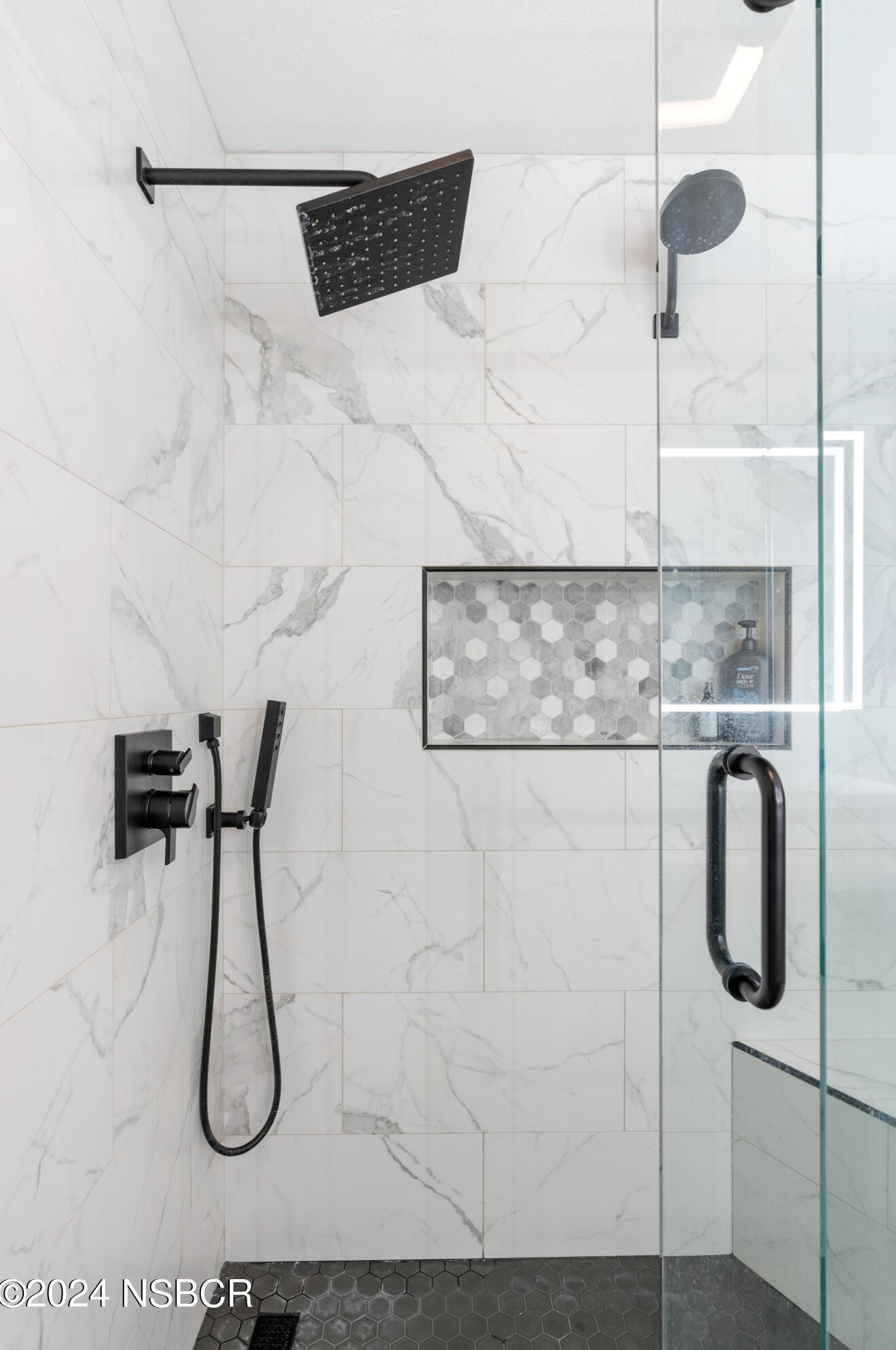 1038 Laurel Ct, Santa Maria CA  93455-3008 exterior