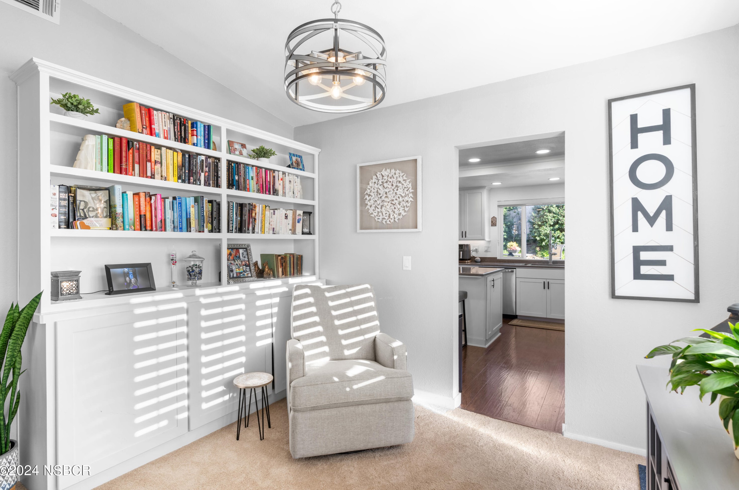 1038 Laurel Ct, Santa Maria CA  93455-3008 exterior