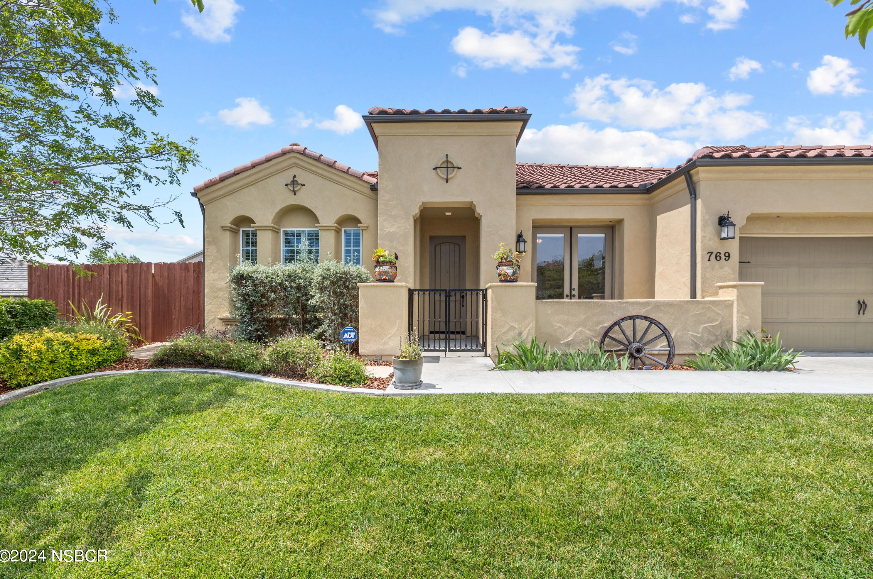 769 Goddard Dr, Lompoc, CA 93436-1964