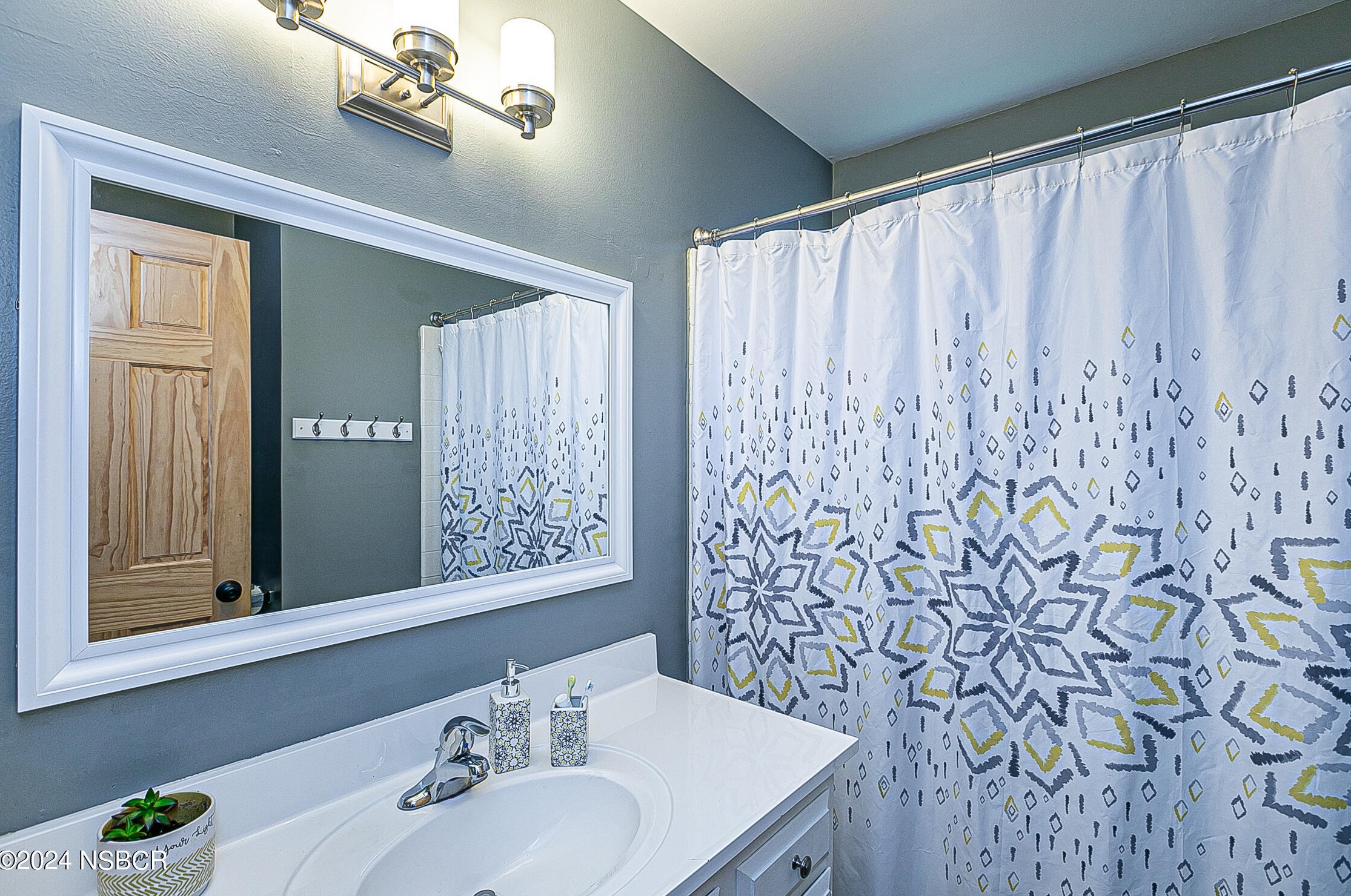 309 Princeton Pl, Lompoc CA 93436-7127 exterior