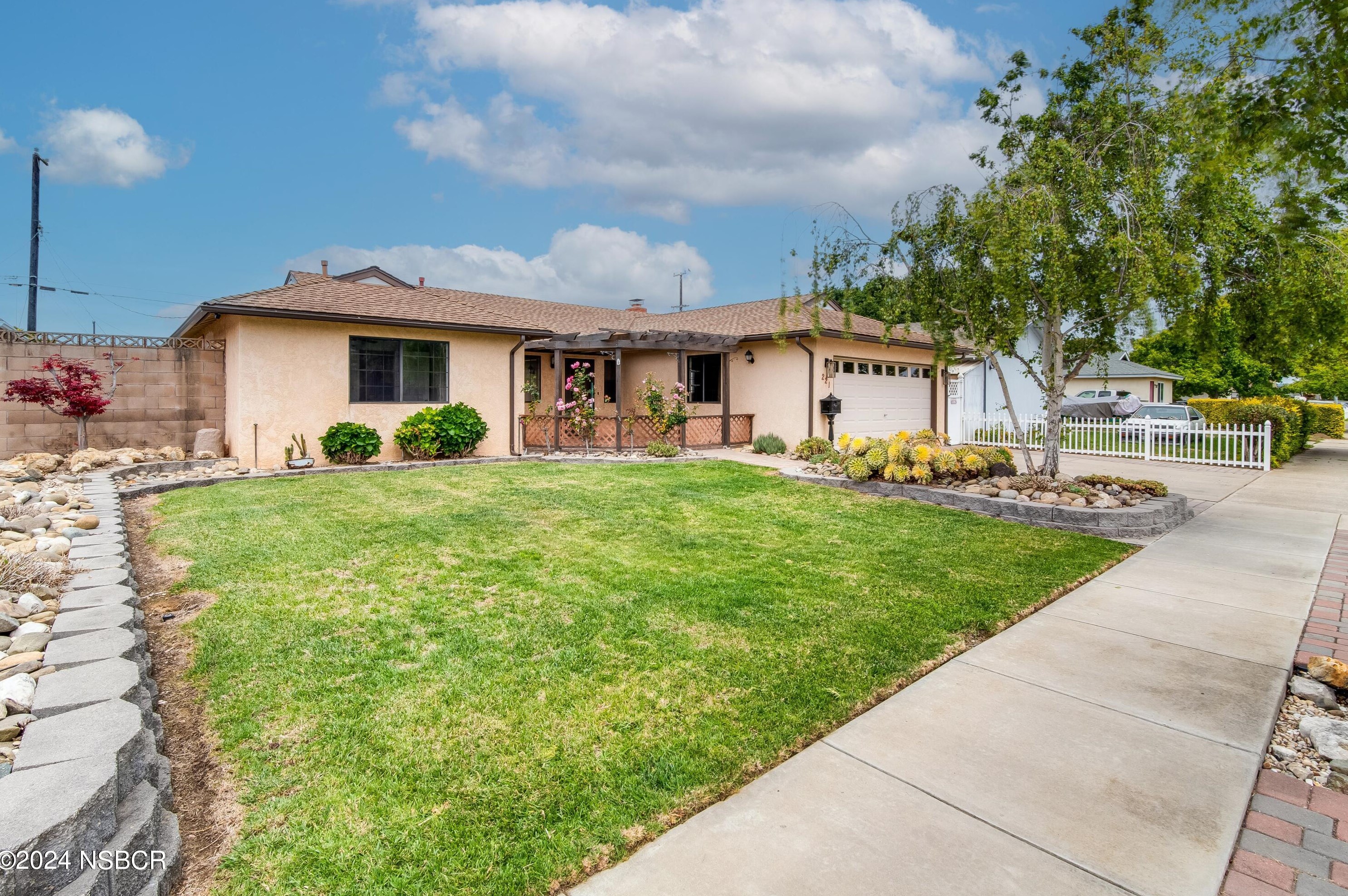 221 Y St, Lompoc, CA 93436-5516