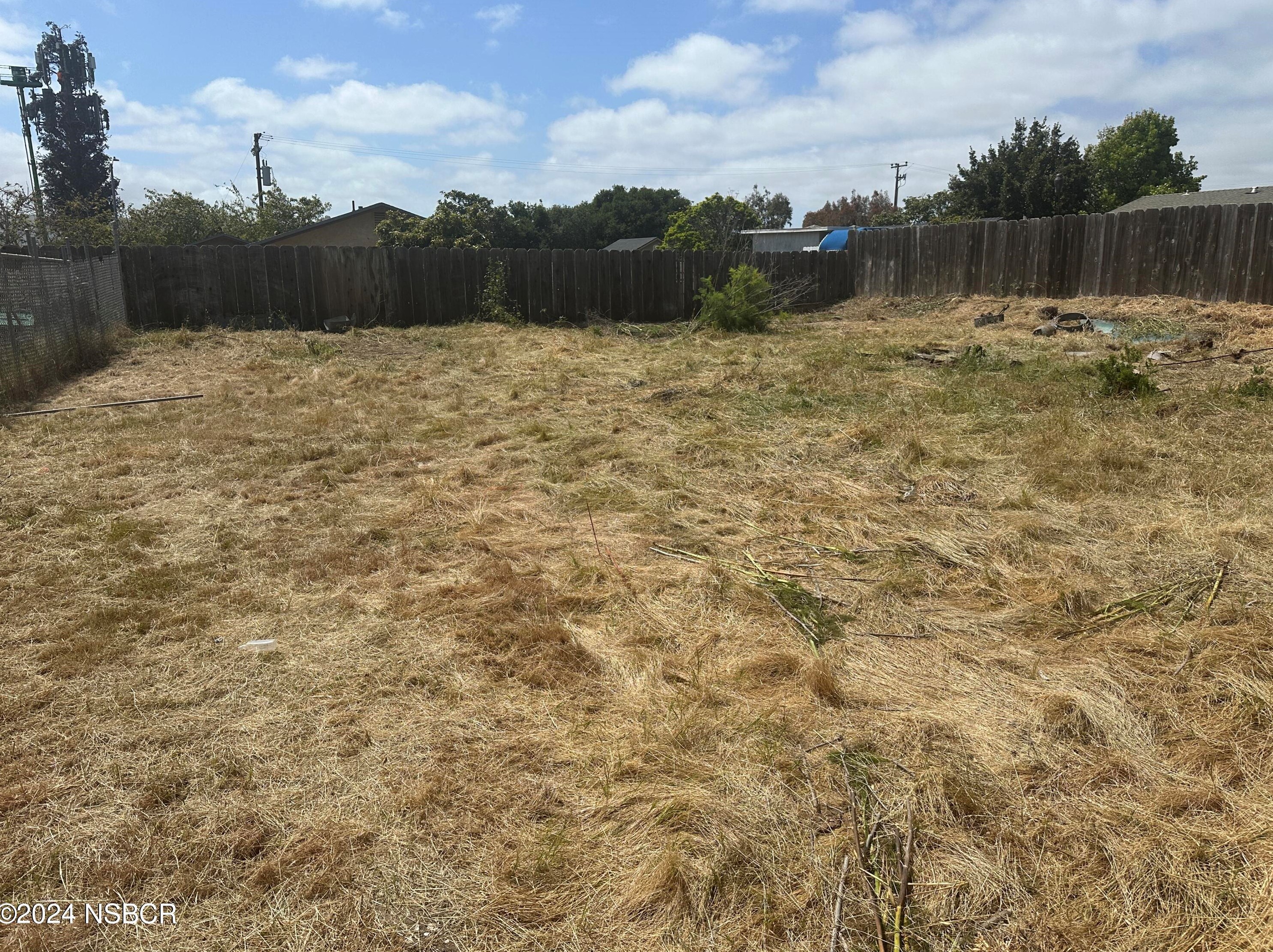 3531 Rosales Ct, Santa Maria, CA 93455-6211