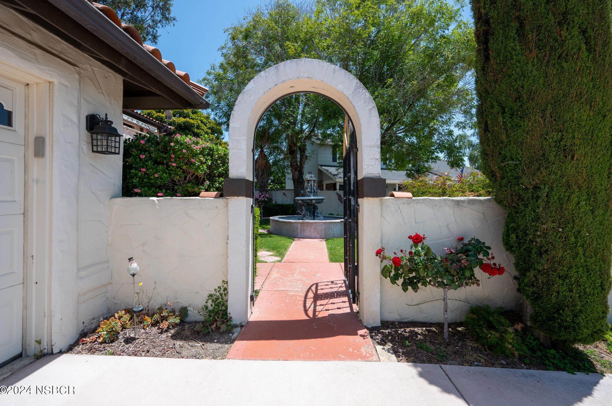 851 Briarcliff Dr, Santa Maria, CA 93455-4155