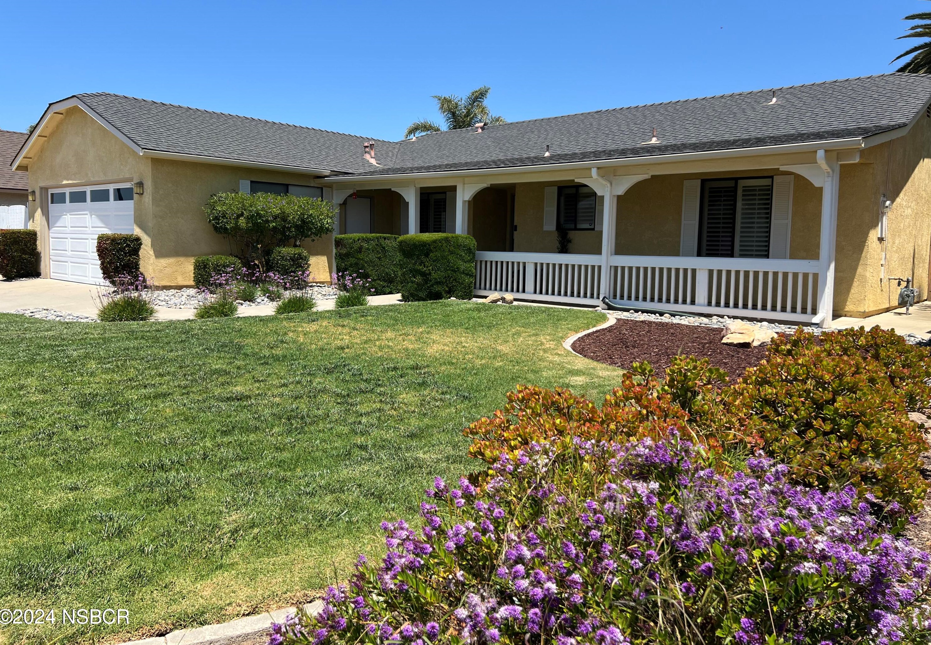 819 Rain Tree Ct, Santa Maria, CA 93455-2115
