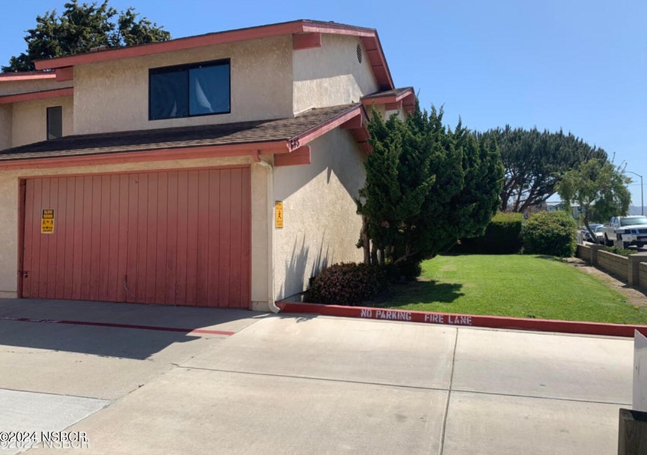 645 Newlove Dr, Santa Maria, CA 93454-7661